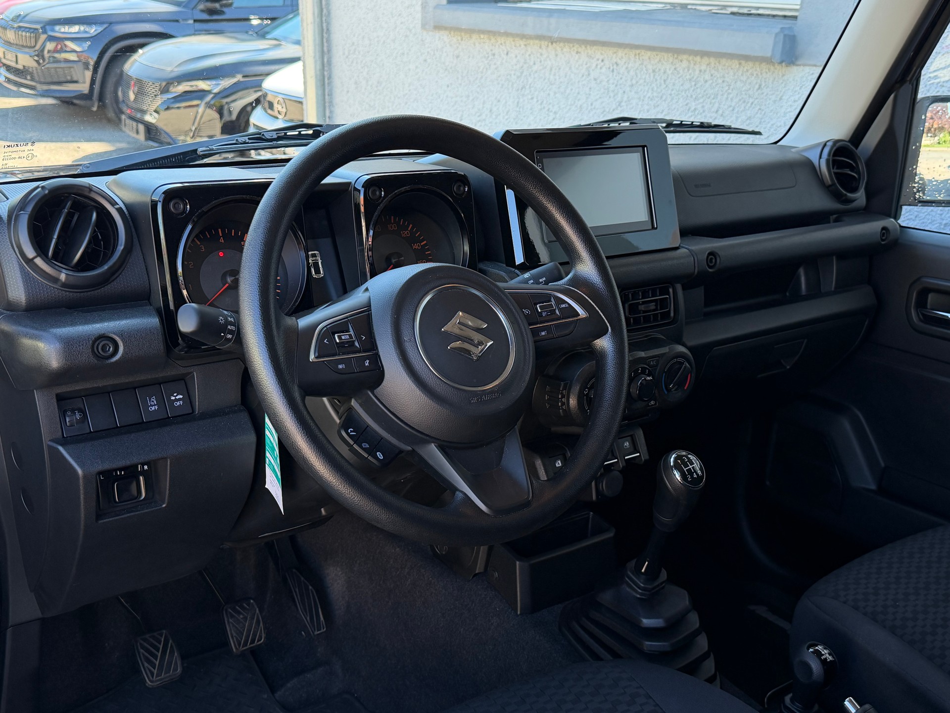 SUZUKI Jimny 1.5 Compact+ 4x4-image-5
