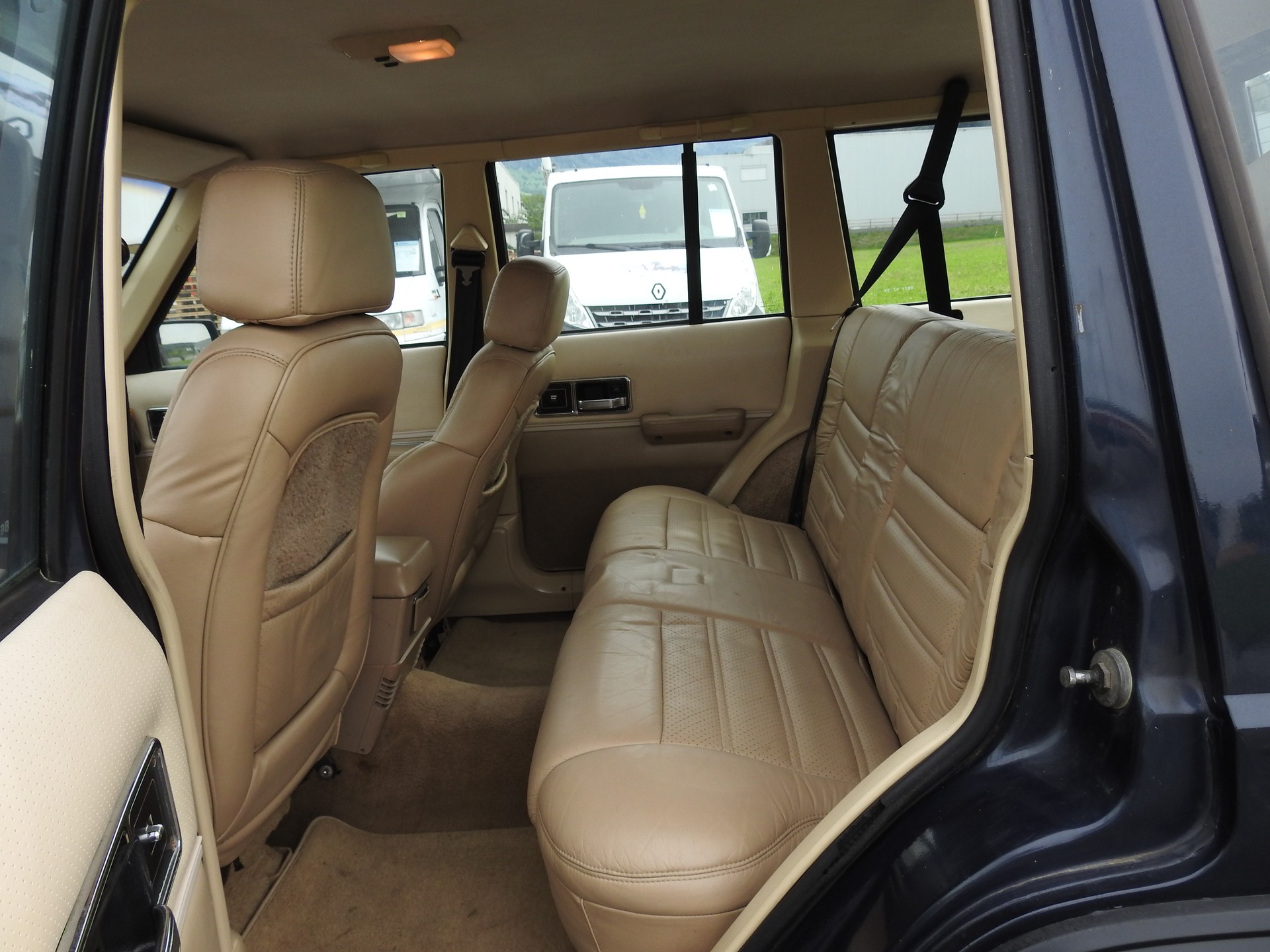 JEEP Cherokee 4.0 Country Club-image-15