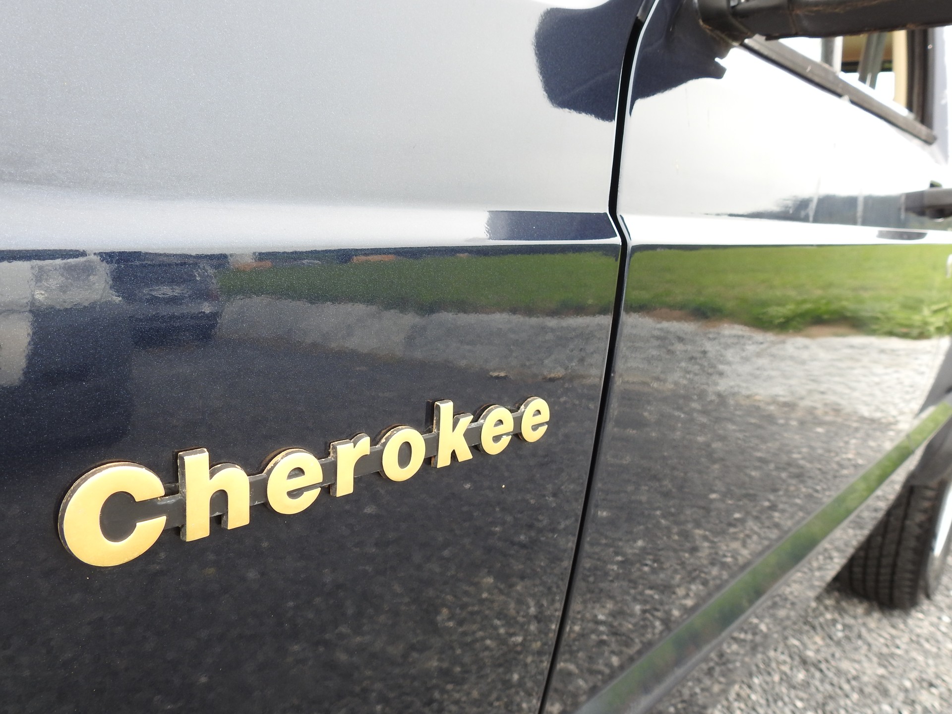 JEEP Cherokee 4.0 Country Club-image-8