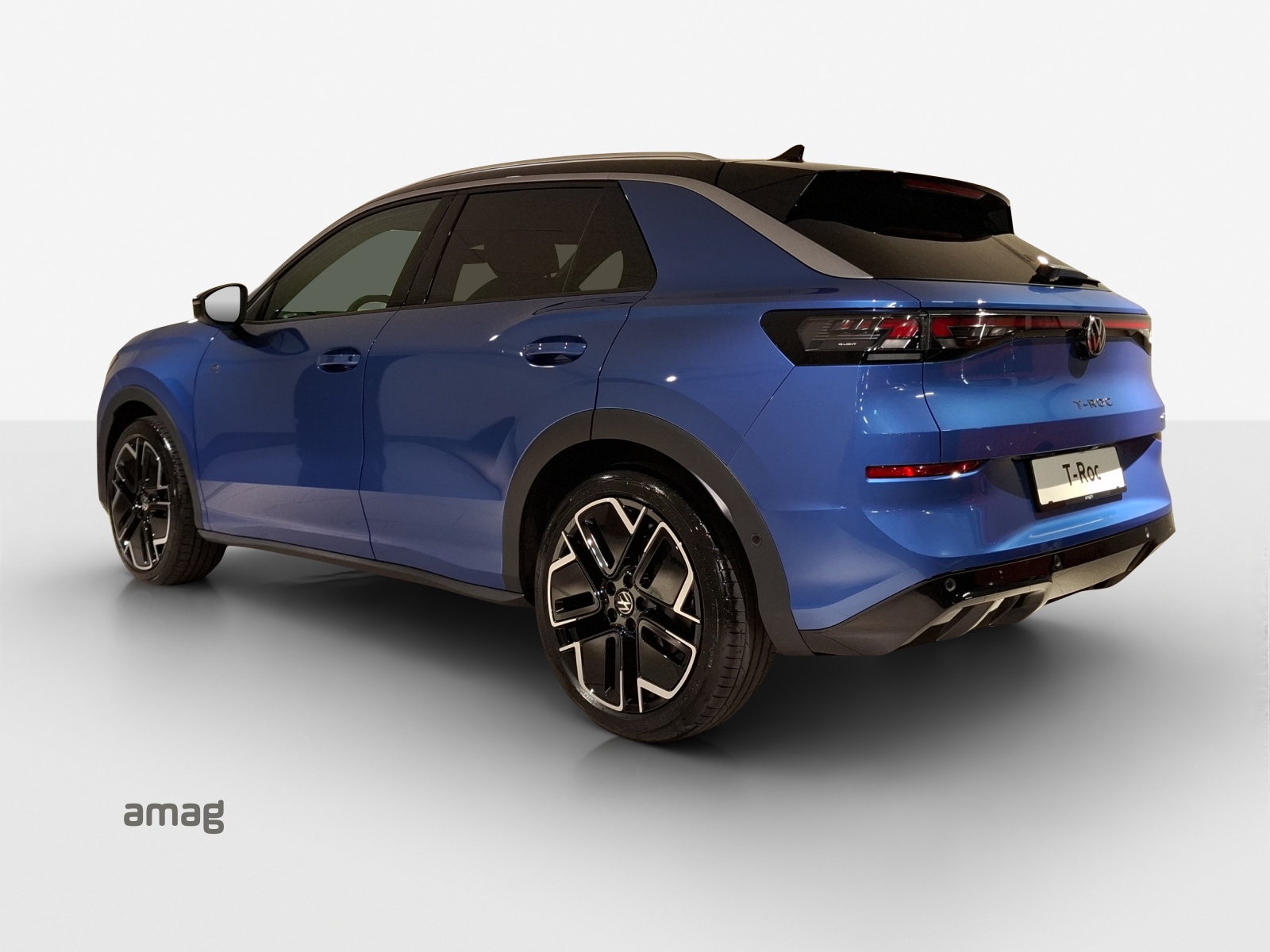 VW T-Roc 1.5 eTSI mHEV R-Line DSG-showroom-element-2