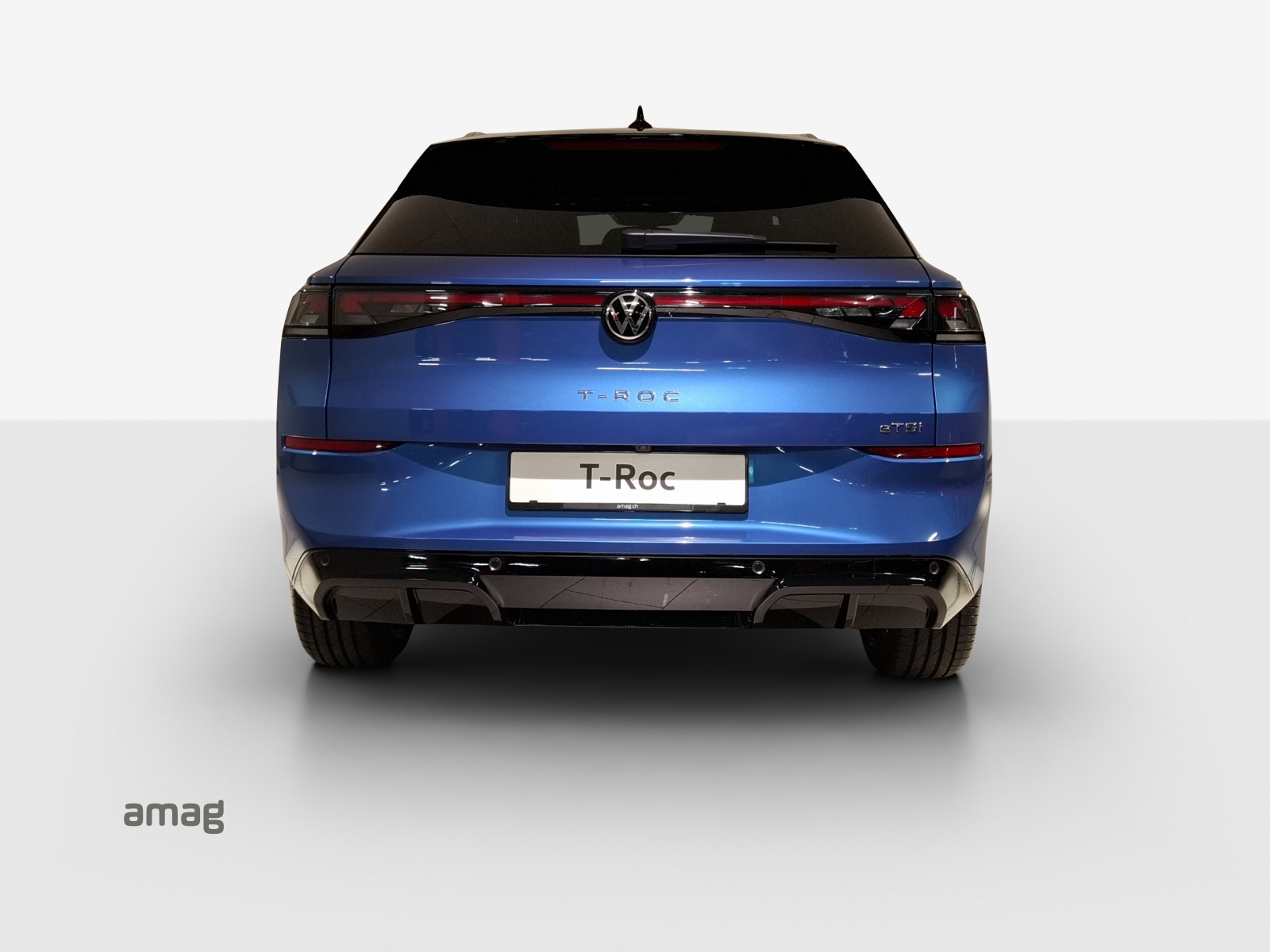 VW T-Roc 1.5 eTSI mHEV R-Line DSG-showroom-element-3