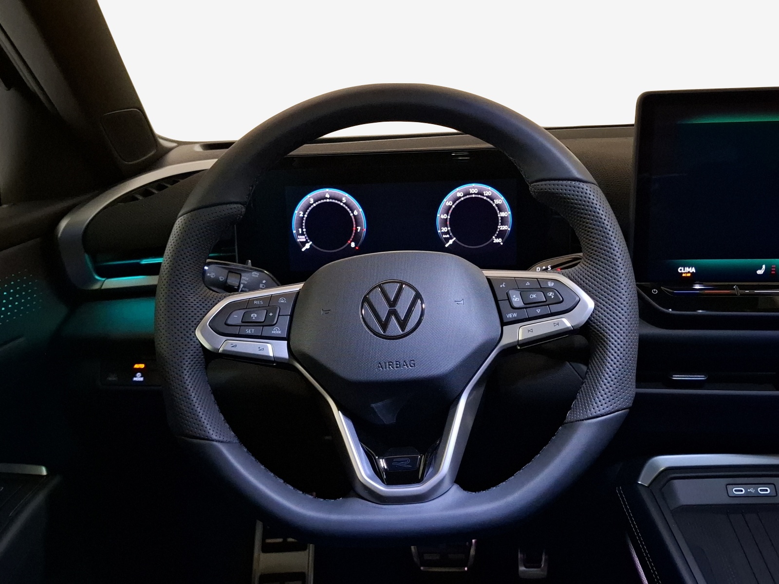 VW T-Roc 1.5 eTSI mHEV R-Line DSG-image-9