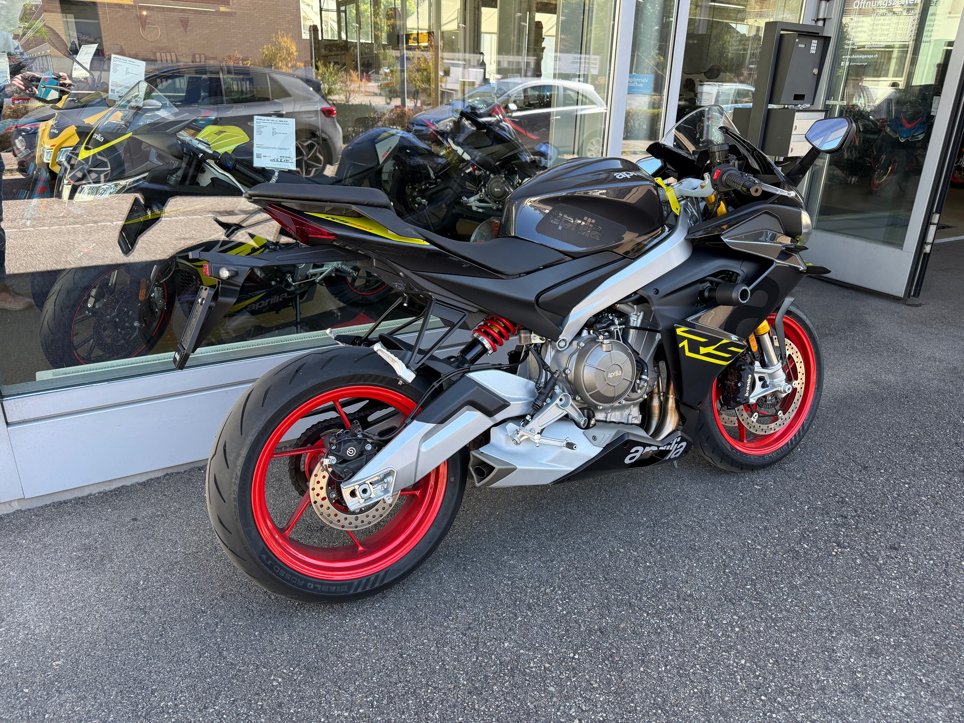 APRILIA RS 660 E5+ (35kW)-showroom-element-2