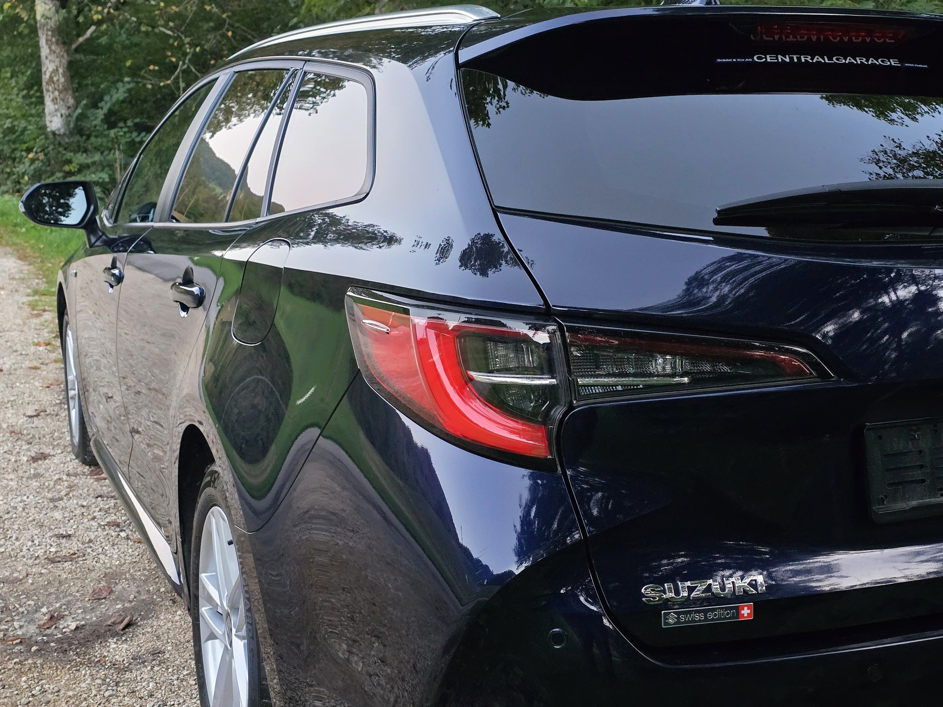 SUZUKI Swace 1.8 Hybrid Compact Top E-CVT-image-17
