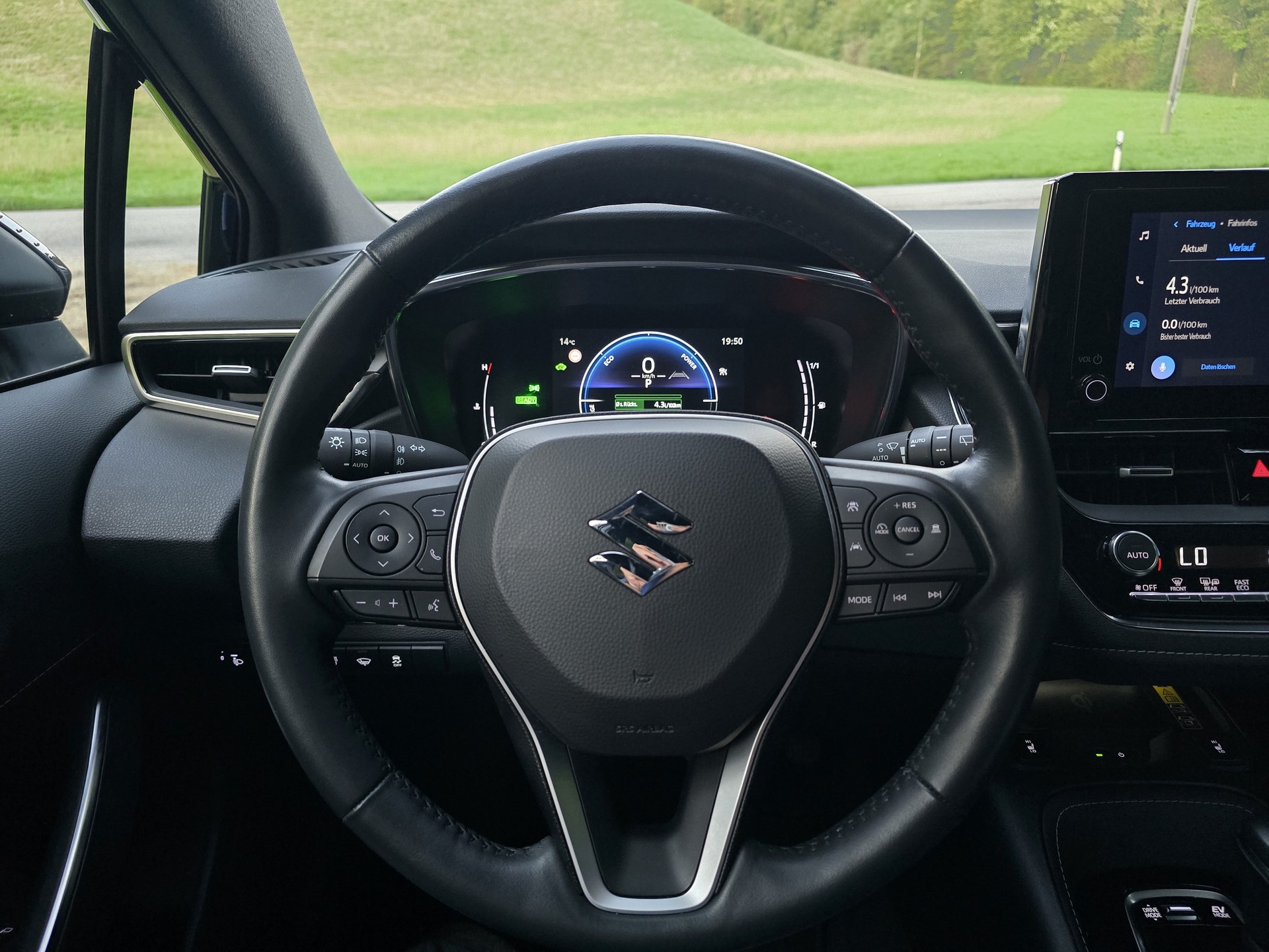 SUZUKI Swace 1.8 Hybrid Compact Top E-CVT-image-6