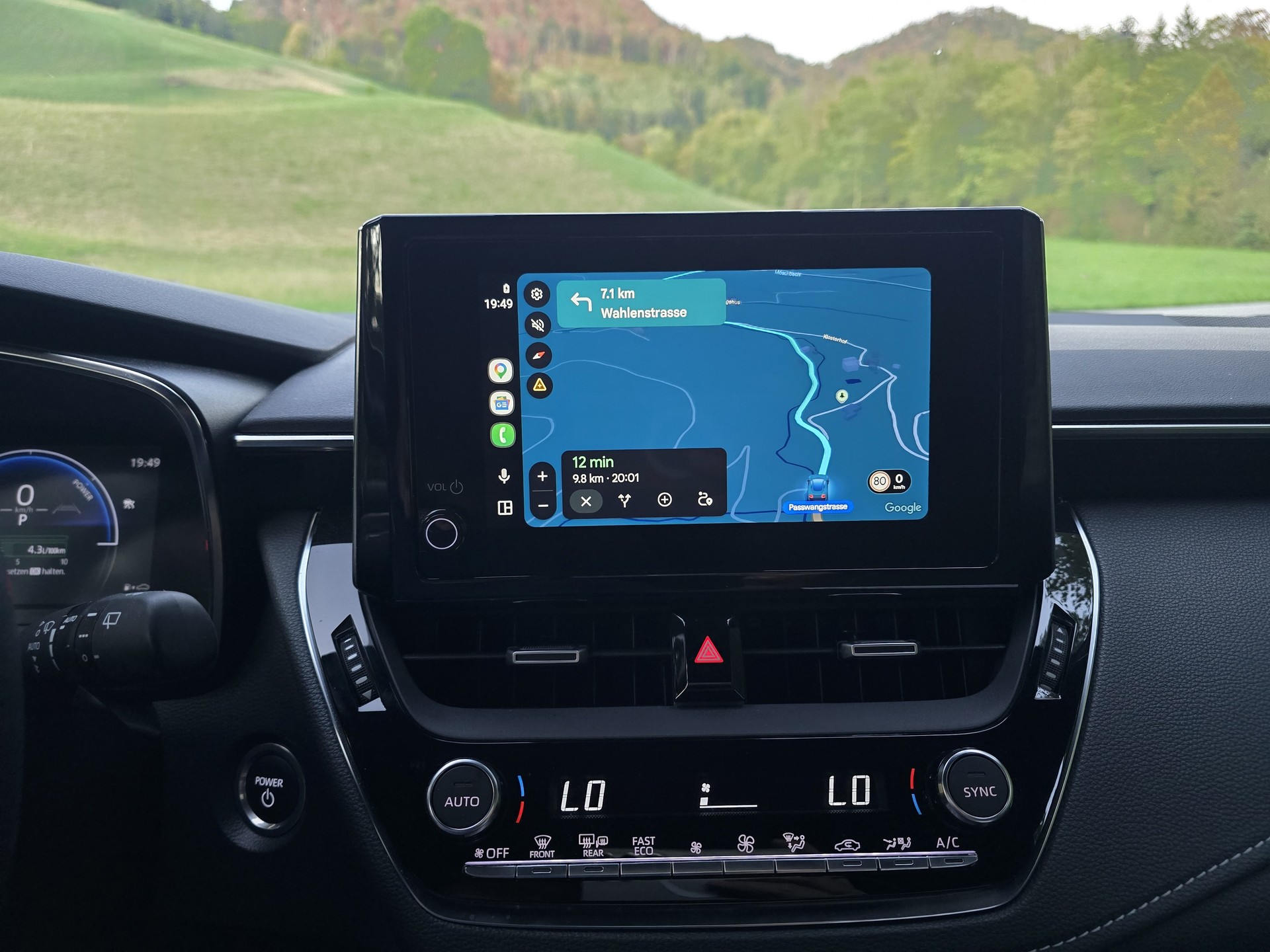 SUZUKI Swace 1.8 Hybrid Compact Top E-CVT-image-9
