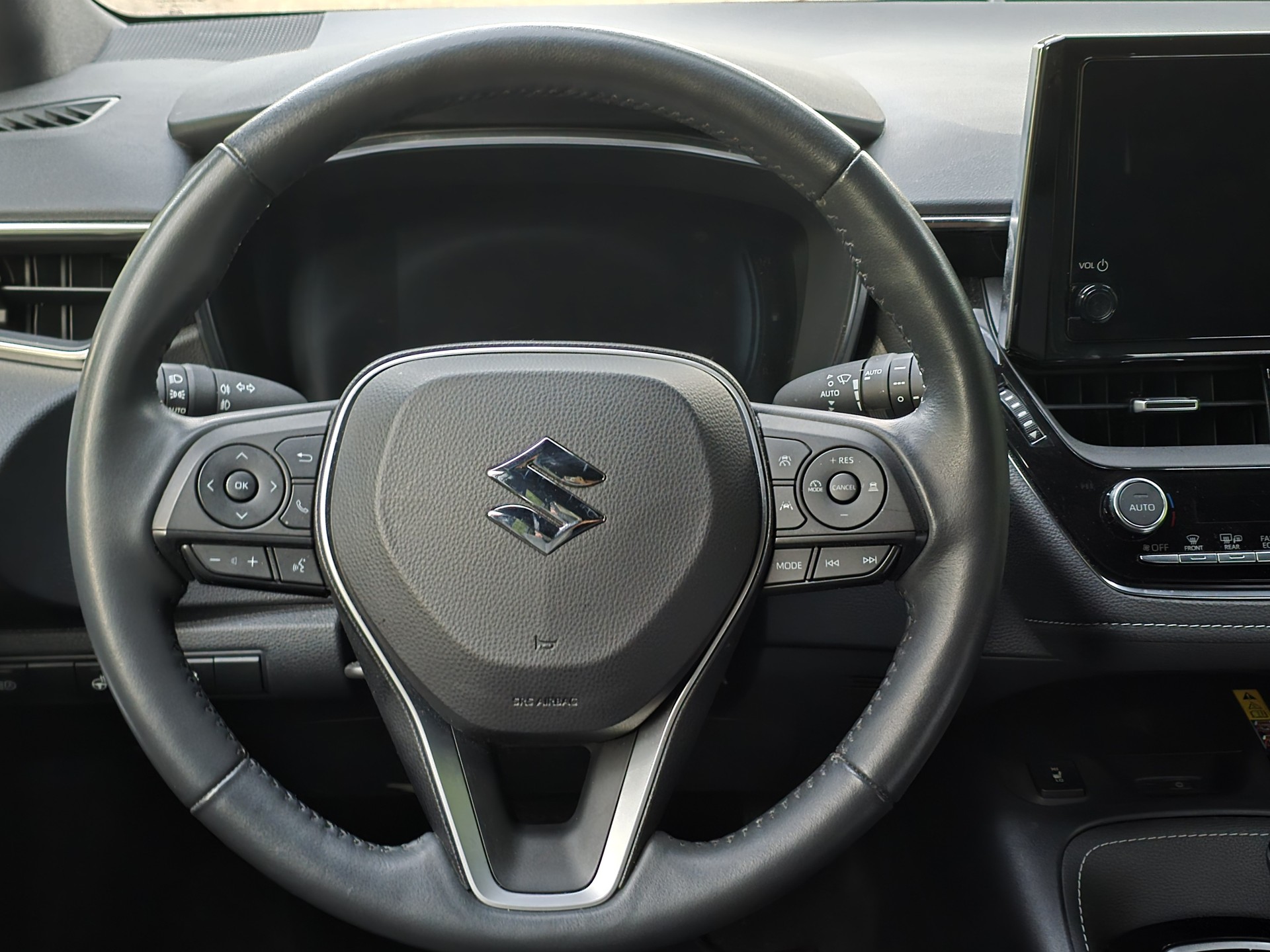 SUZUKI Swace 1.8 Hybrid Compact Top E-CVT-image-5