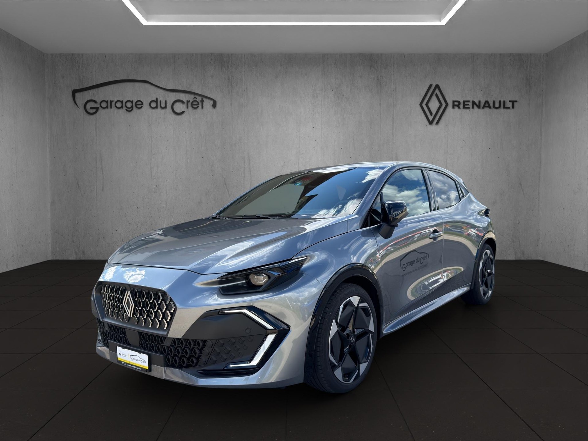 RENAULT Clio 1.8 E-Tech techno-image-0