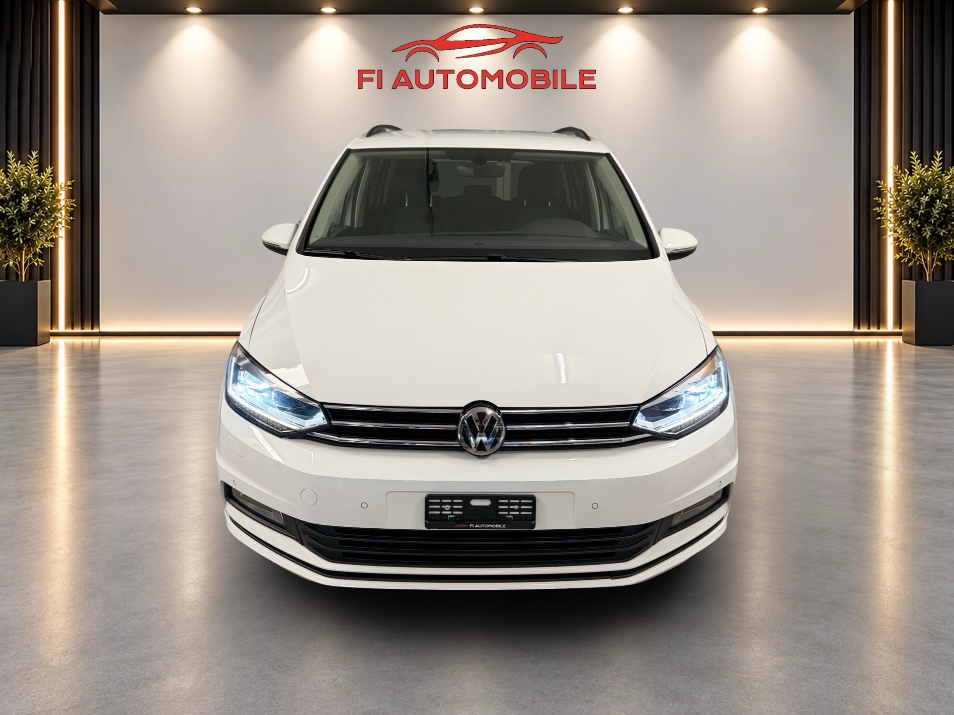 VW Touran 2.0 TDI BlueMotion Technology Highline DSG-image-5