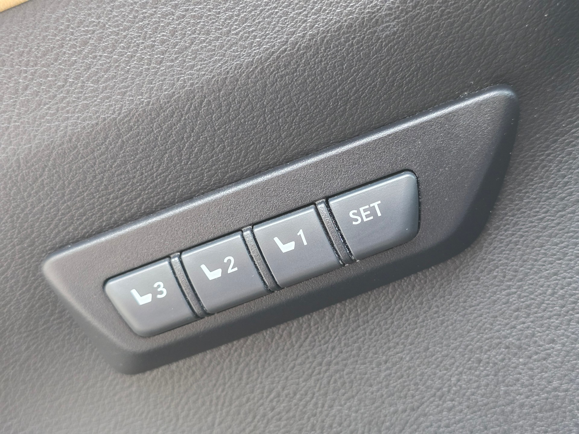 LEXUS NX 200t Luxury Line AWD Automatic AHK-image-21