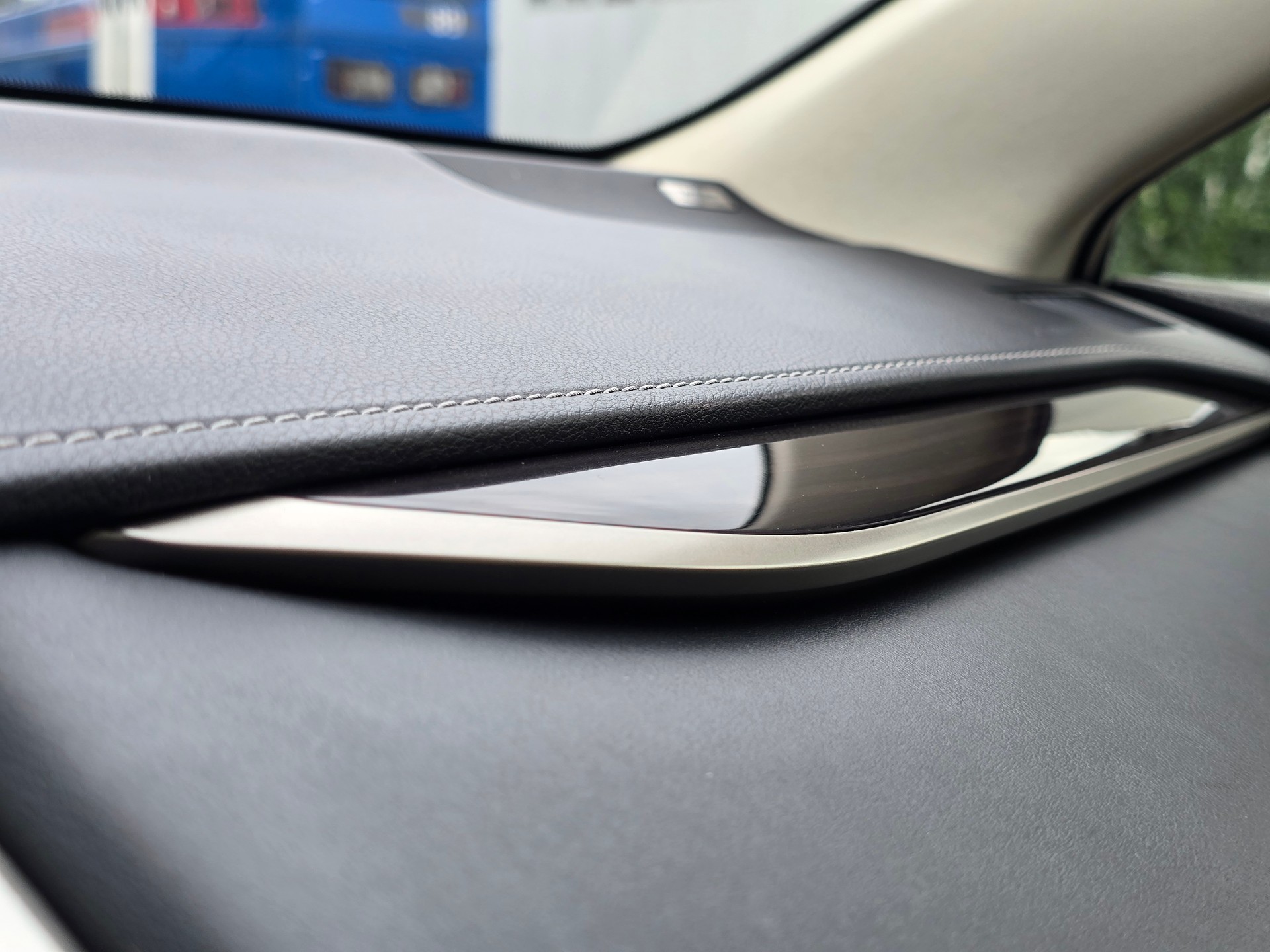 LEXUS NX 200t Luxury Line AWD Automatic AHK-image-16