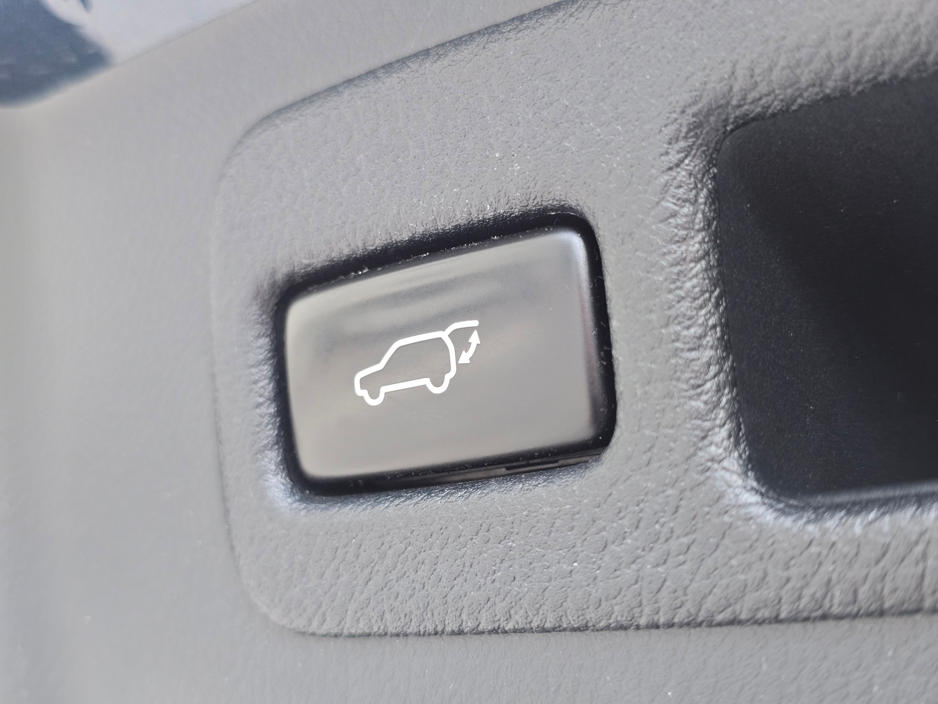LEXUS NX 200t Luxury Line AWD Automatic AHK-image-27