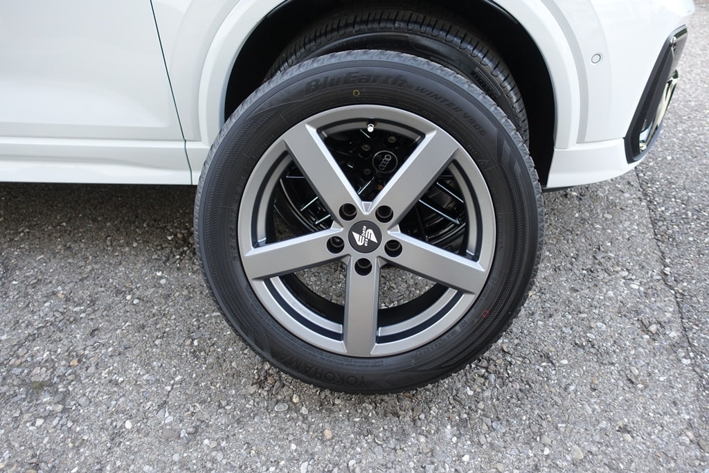 AUDI Q2 40 TFSI S line quattro S-tronic-image-15