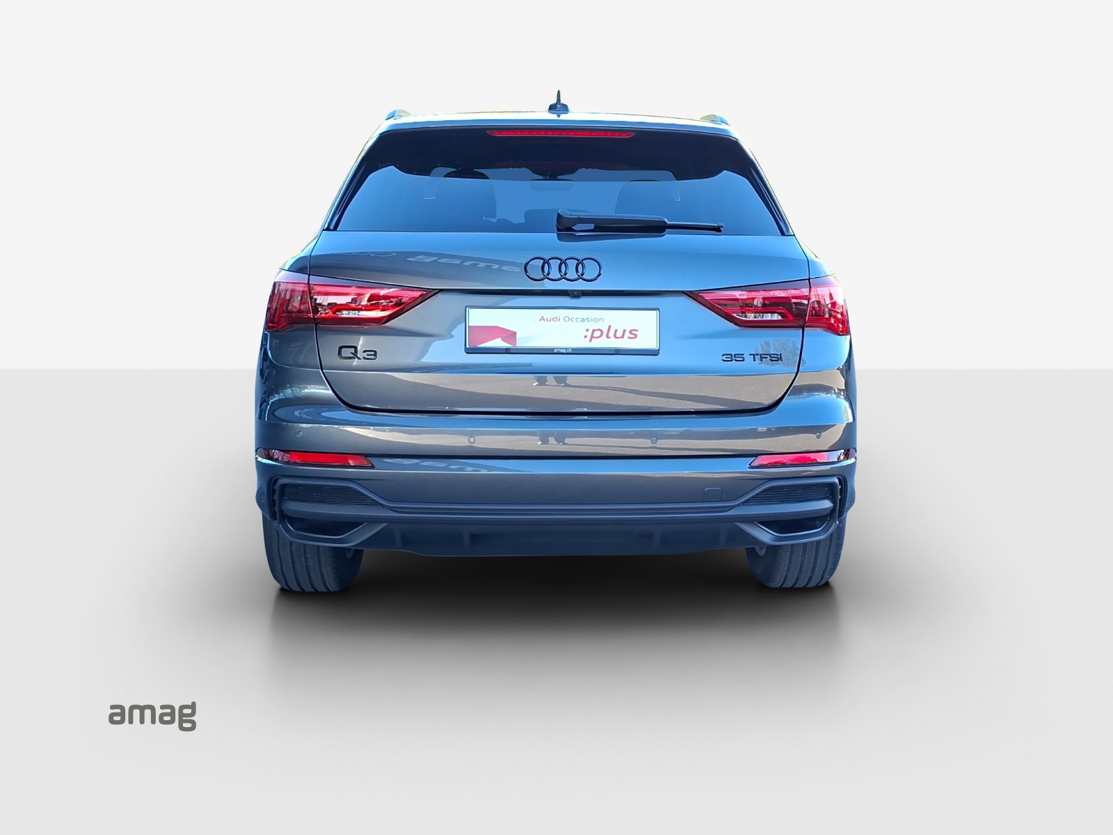 AUDI Q3 35 TFSI S line Attraction S-tronic-image-3