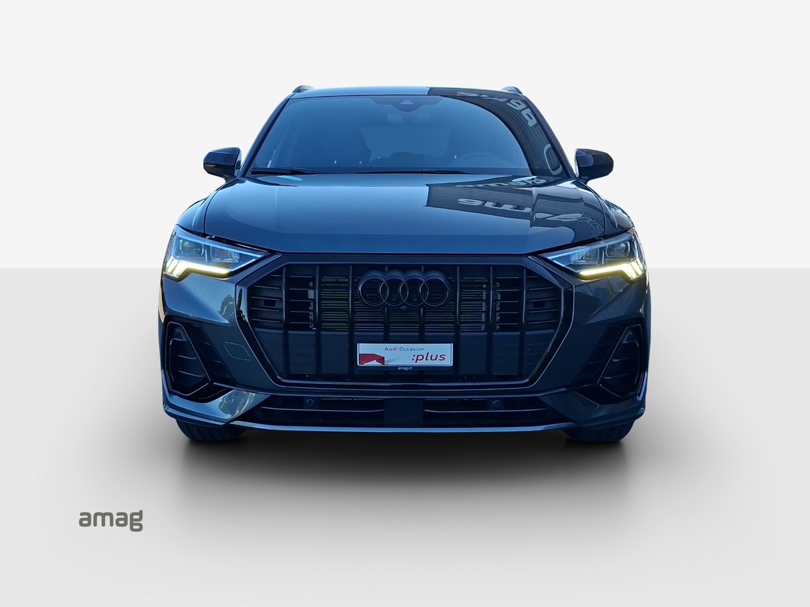 AUDI Q3 35 TFSI S line Attraction S-tronic-image-6