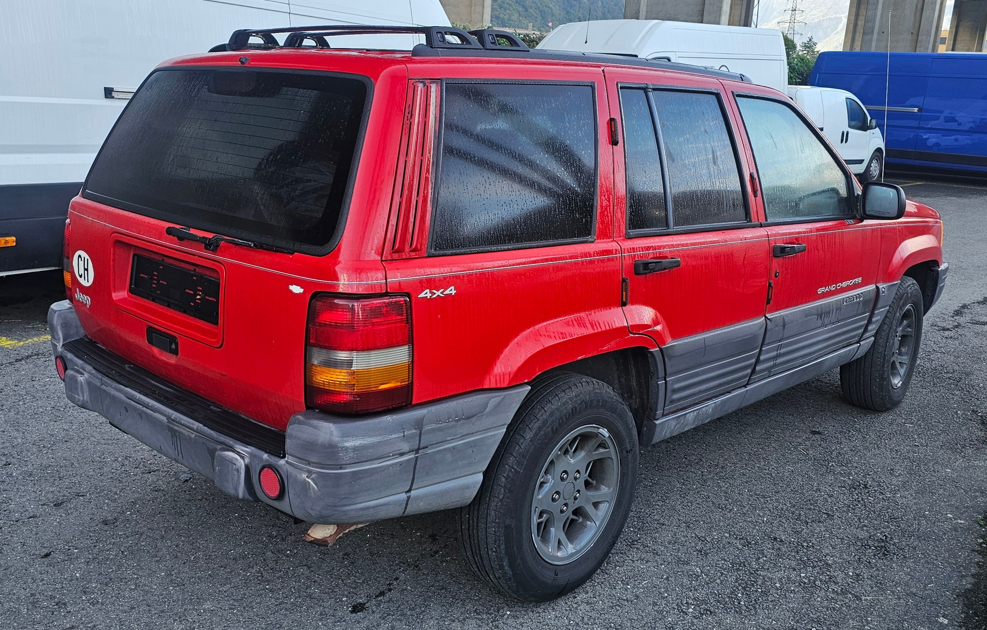 JEEP Grand Cherokee 4.0 Laredo Automatic-image-2