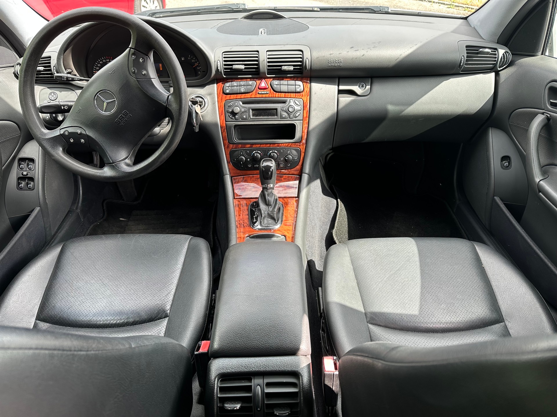 MERCEDES-BENZ C 240 Classic 4Matic Automatic-image-10