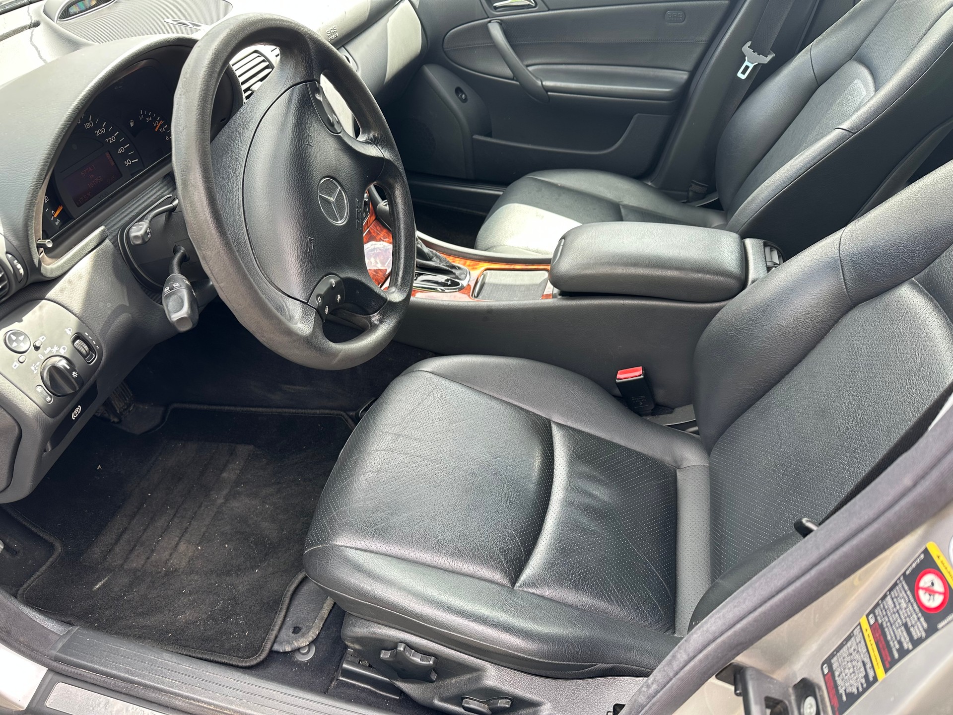 MERCEDES-BENZ C 240 Classic 4Matic Automatic-image-8