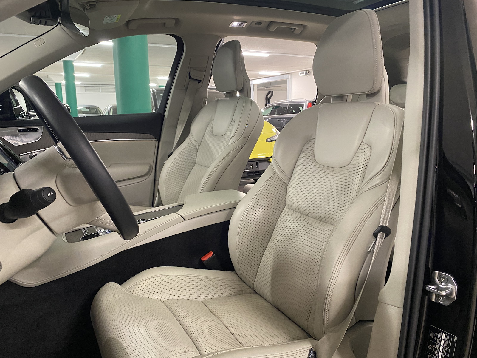 VOLVO XC90 2.0 T8 TE Inscription 7P. eAWD-image-8