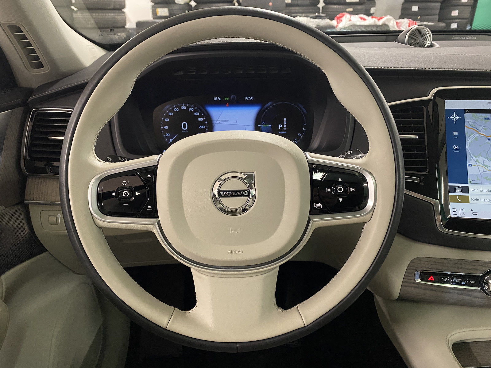 VOLVO XC90 2.0 T8 TE Inscription 7P. eAWD-image-12