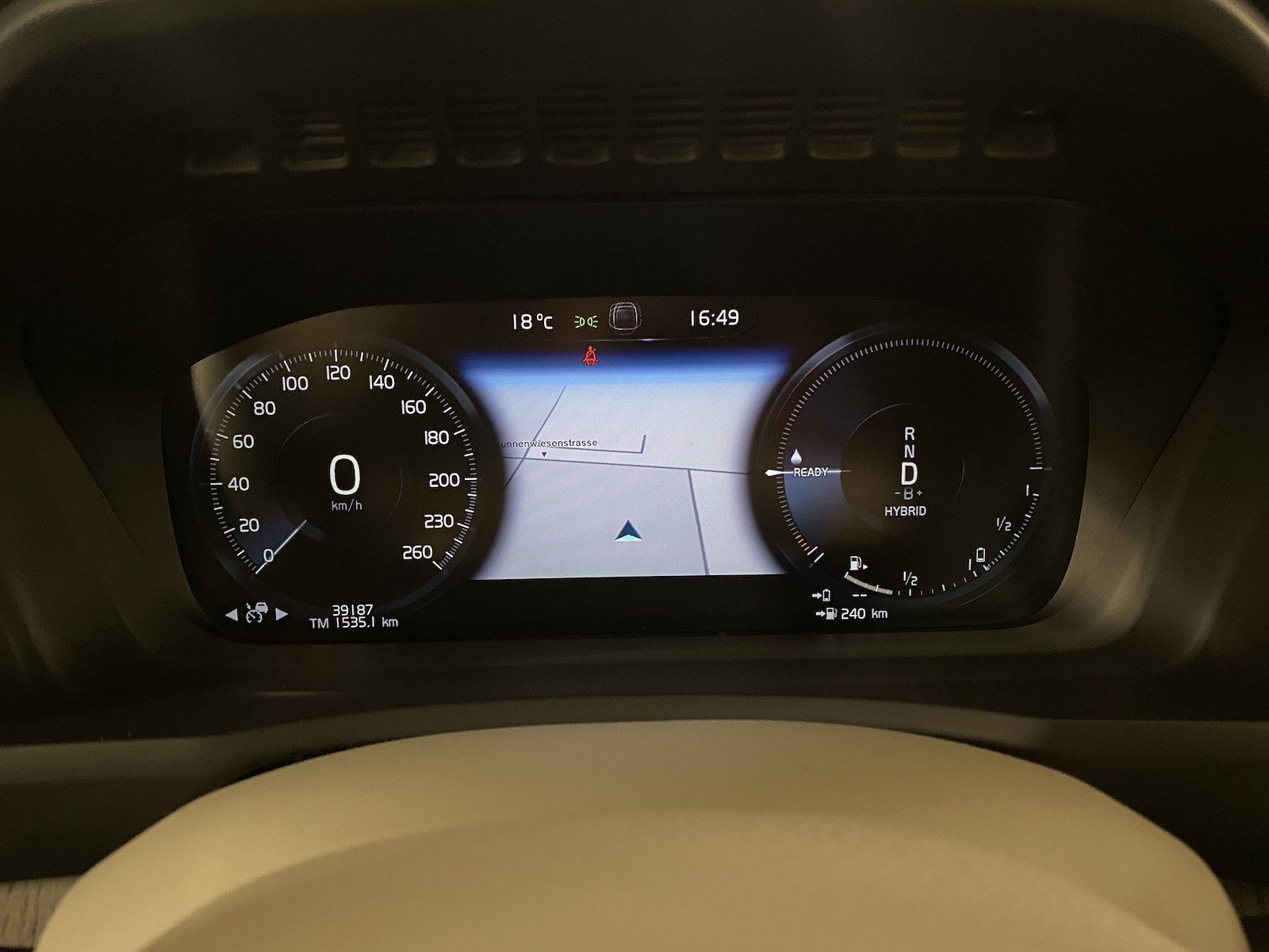 VOLVO XC90 2.0 T8 TE Inscription 7P. eAWD-image-11