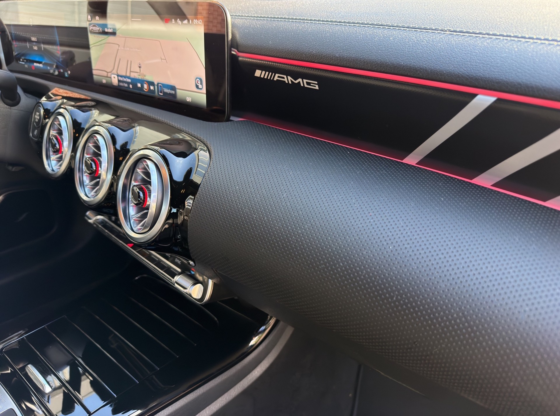 MERCEDES-BENZ CLA 45 S AMG 4Matic+ 8G-DCT-image-26
