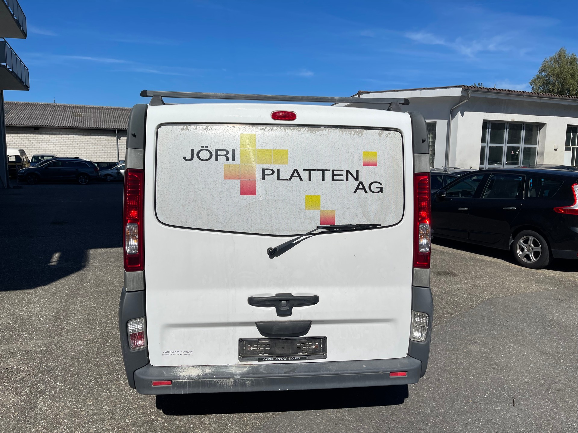 RENAULT Trafic 2.0 dCi 115 2.9t L2H1-image-3