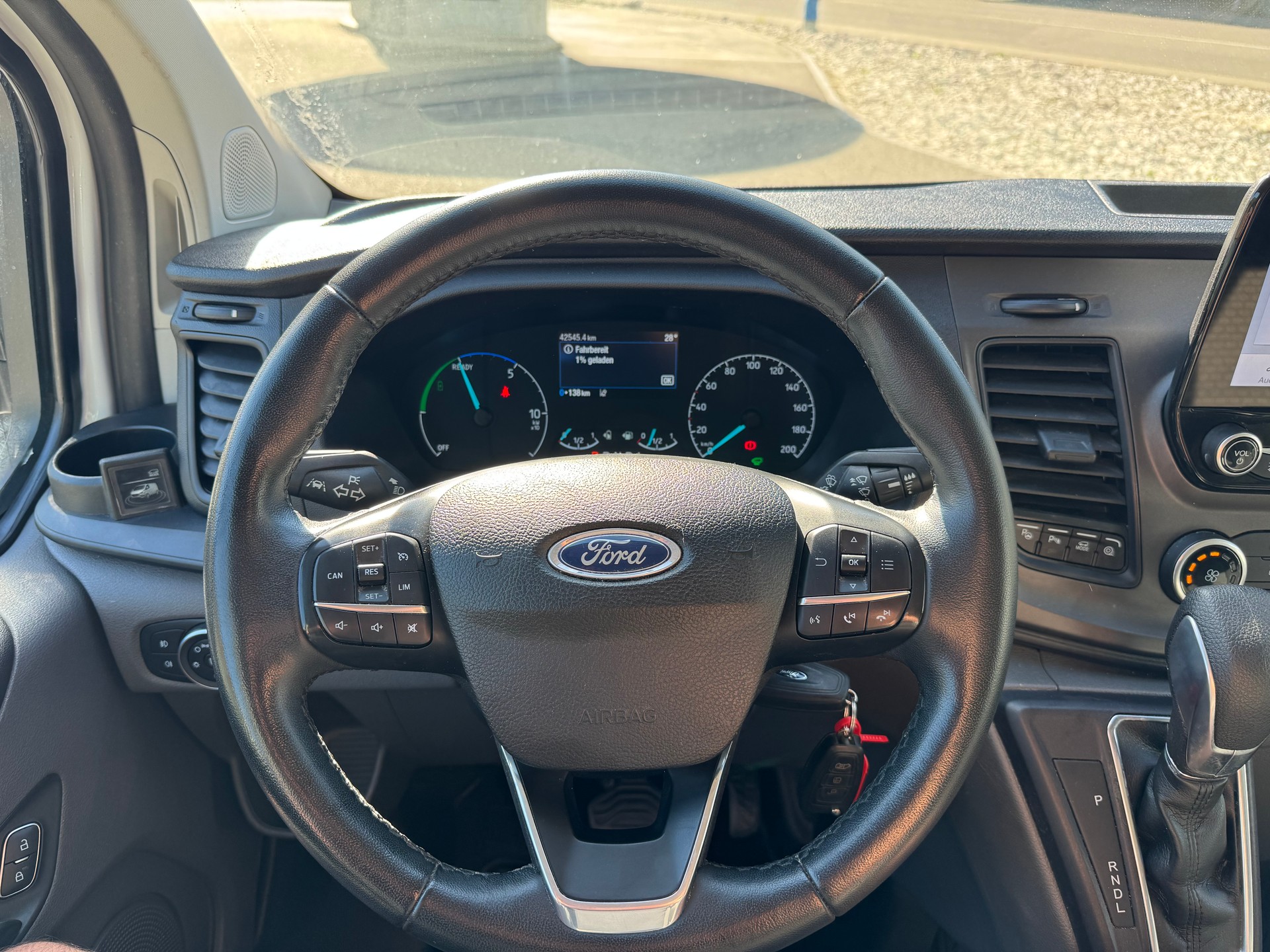 FORD Transit Custom Van 1.0 Eco Boost 340 L1H1 Trend PHEV-image-13