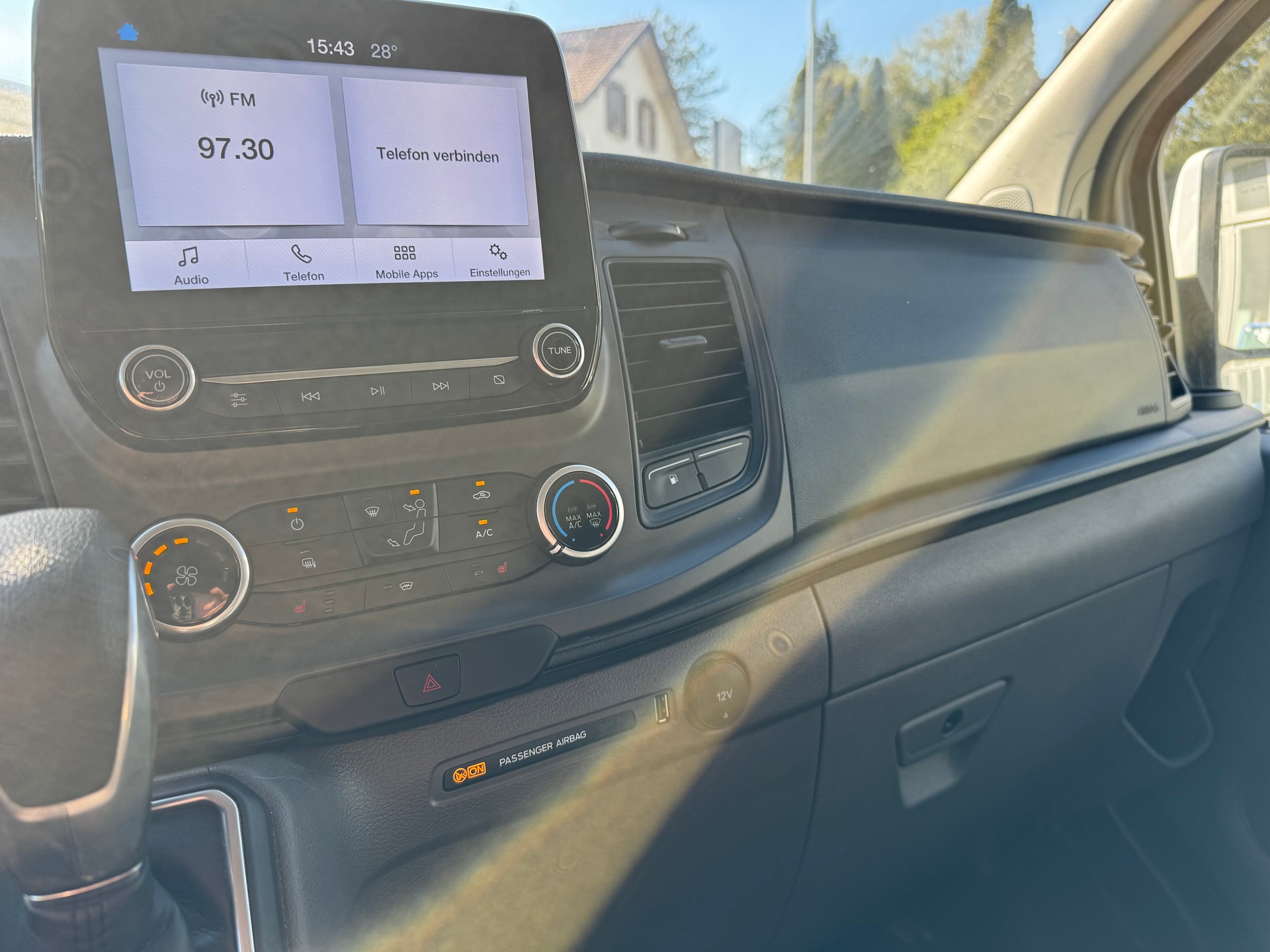 FORD Transit Custom Van 1.0 Eco Boost 340 L1H1 Trend PHEV-image-19