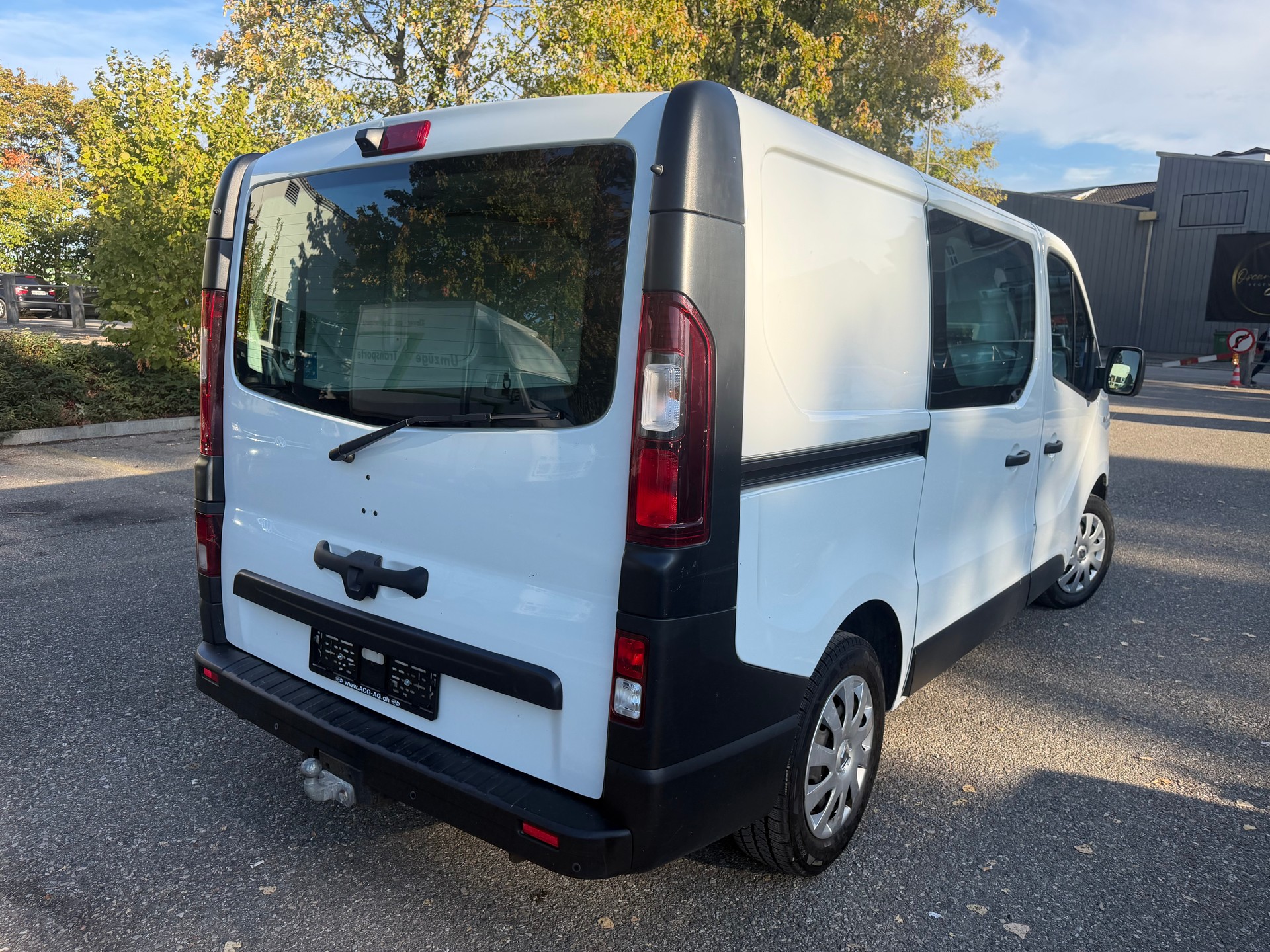 RENAULT Trafic 2.0 dCi 120 3.0t Business L1H1 * 03x Sitze * Klimaanlage * Tempomat * PDC H * AHK 2000Kg * Frisch Ab MFK-image-4