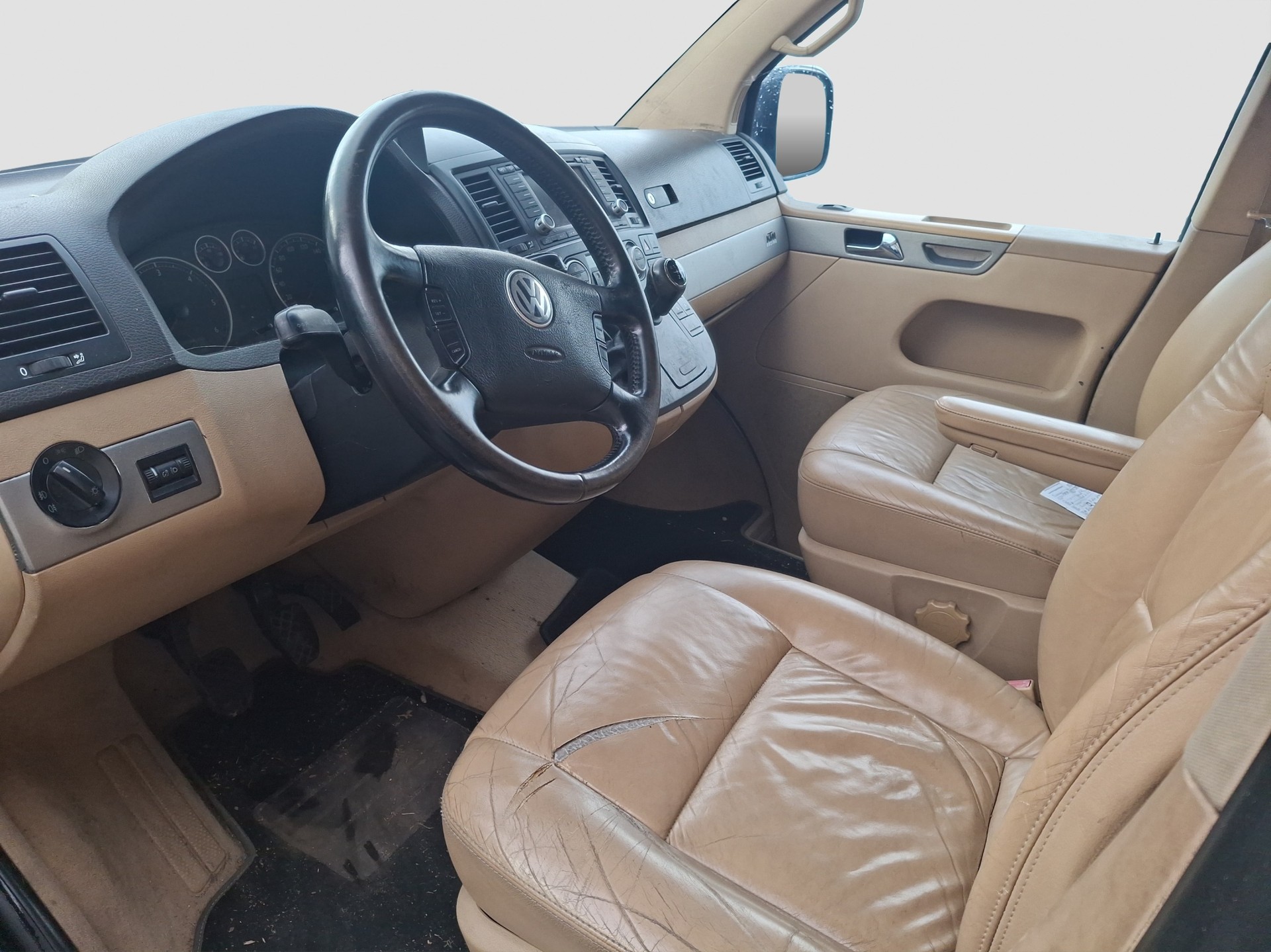 VW T5 Multivan Comfortline 2.5 TDI-image-9