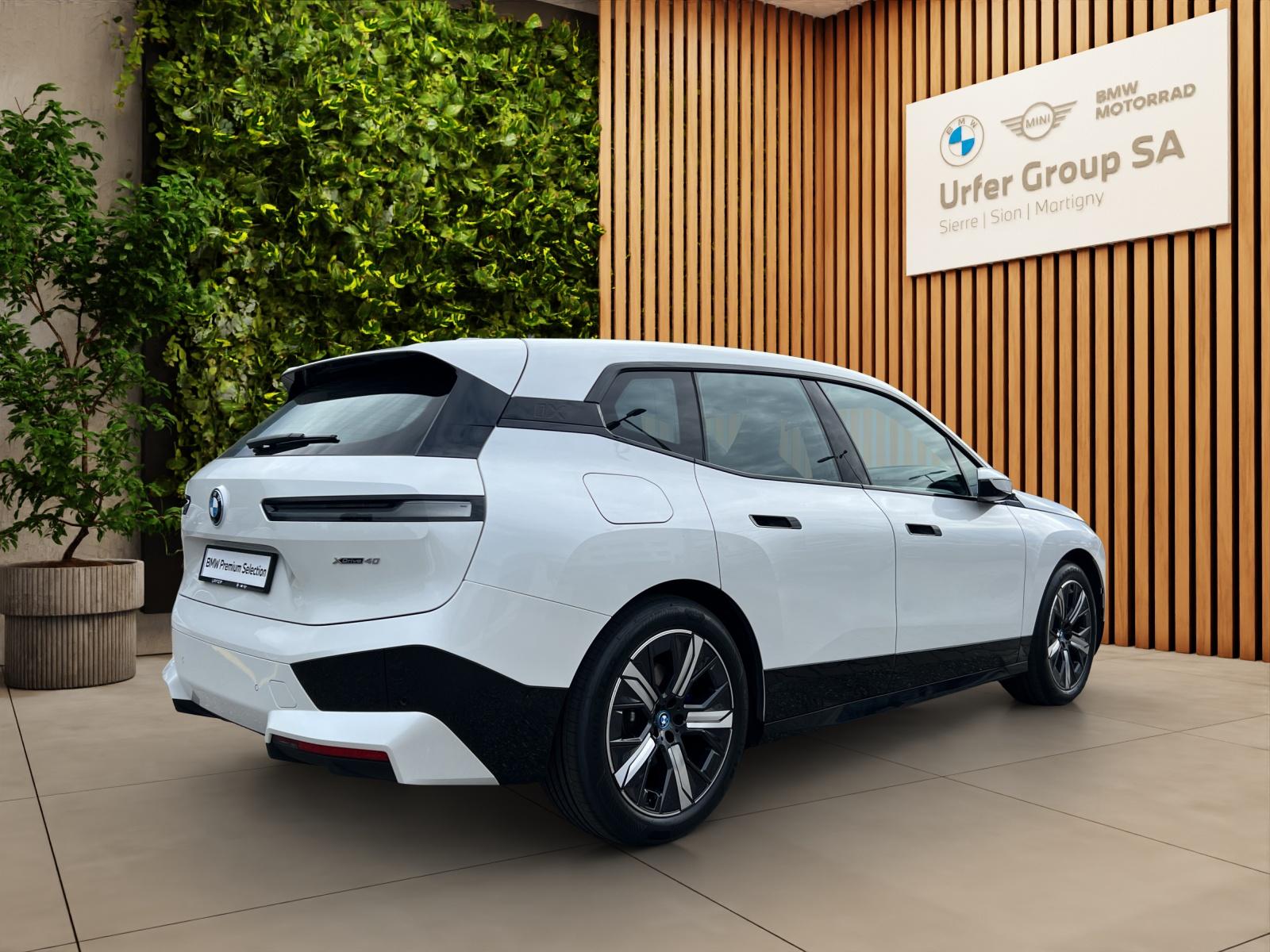 BMW iX xDrive40 (CH)🔋-image-5