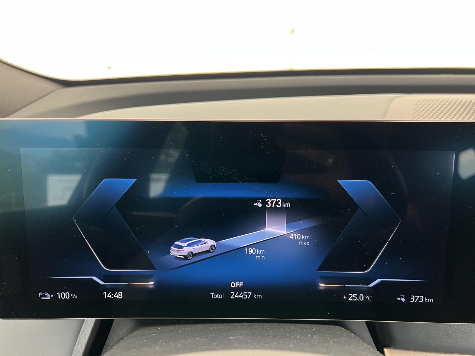 BMW iX xDrive40 (CH)🔋-image-14