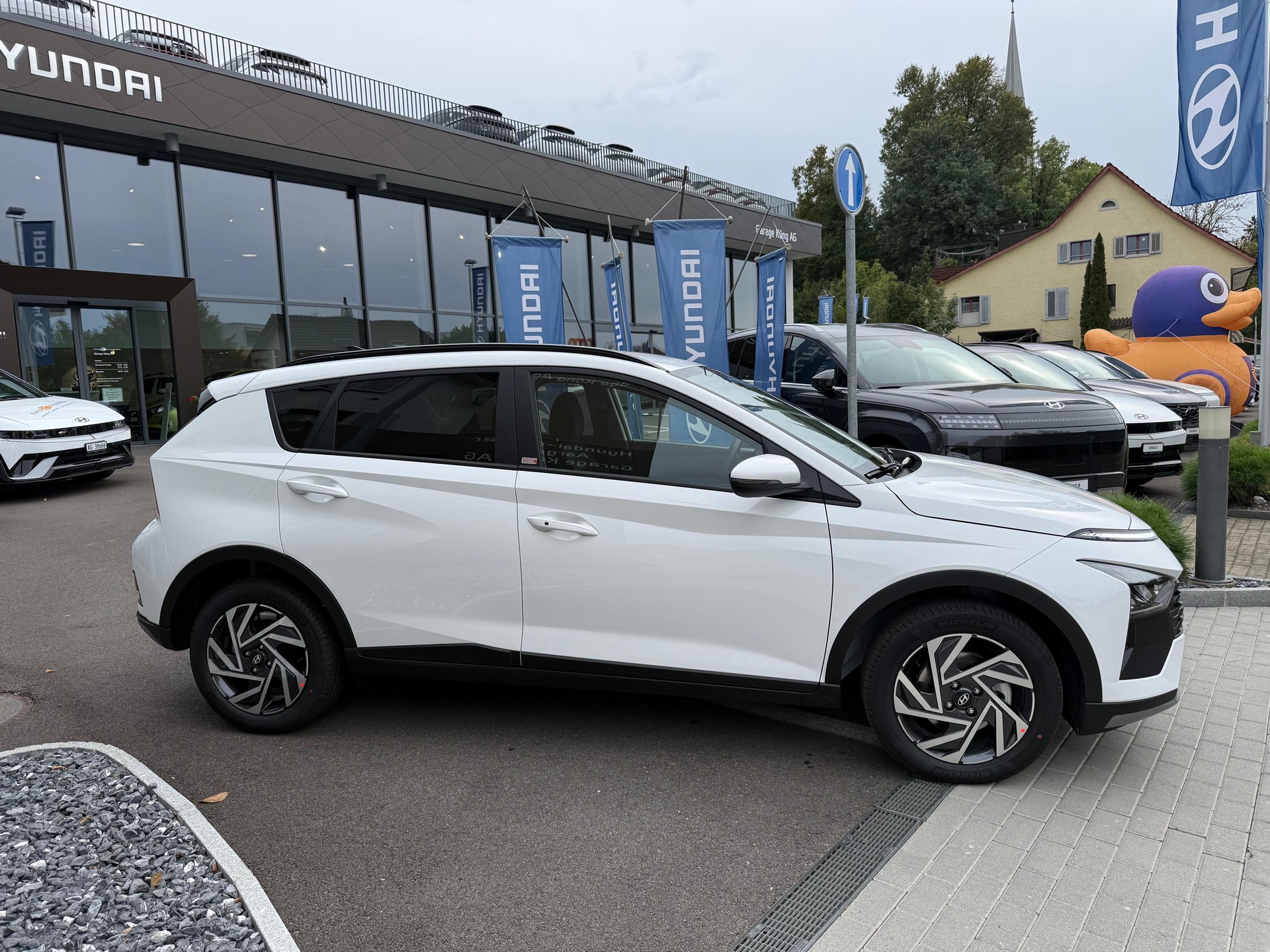 HYUNDAI Bayon 1.0 T-GDi Amplia DCT-showroom-element-3