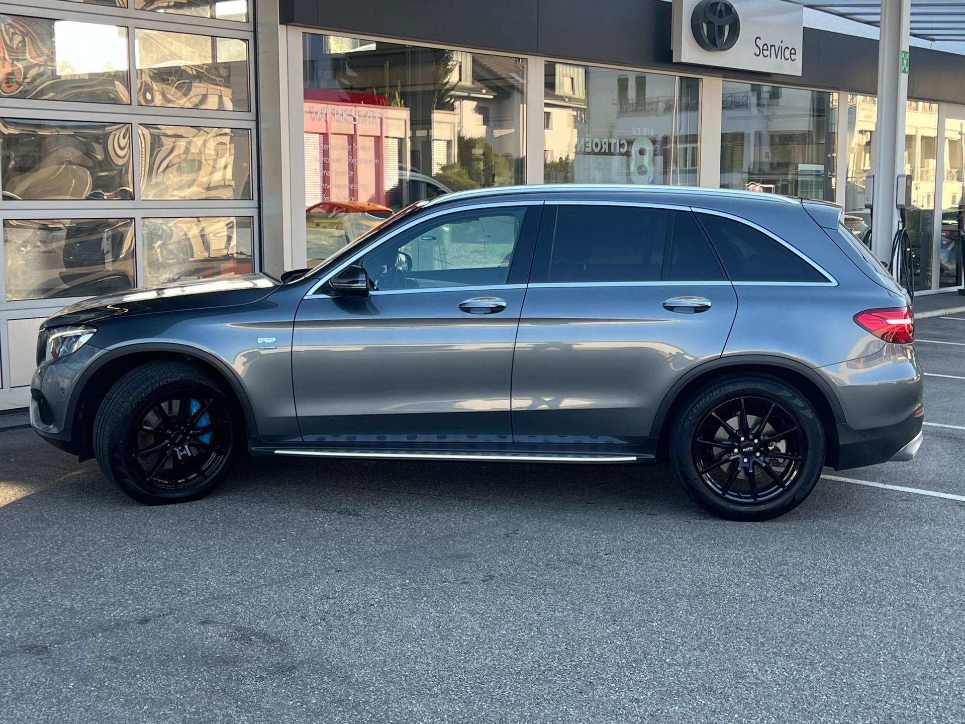MERCEDES-BENZ GLC-Klasse X253 GLC 350 e Off-Road 4m-image-4