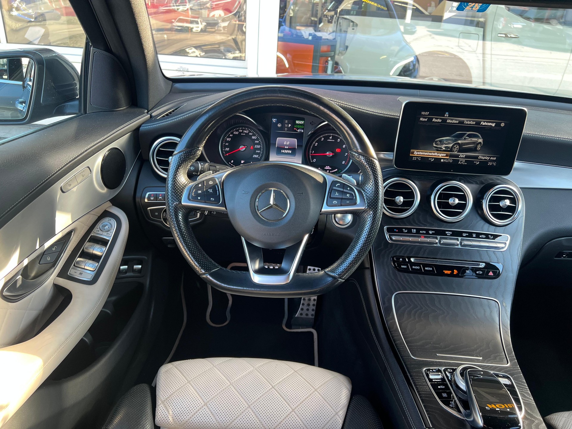 MERCEDES-BENZ GLC-Klasse X253 GLC 350 e Off-Road 4m-image-19
