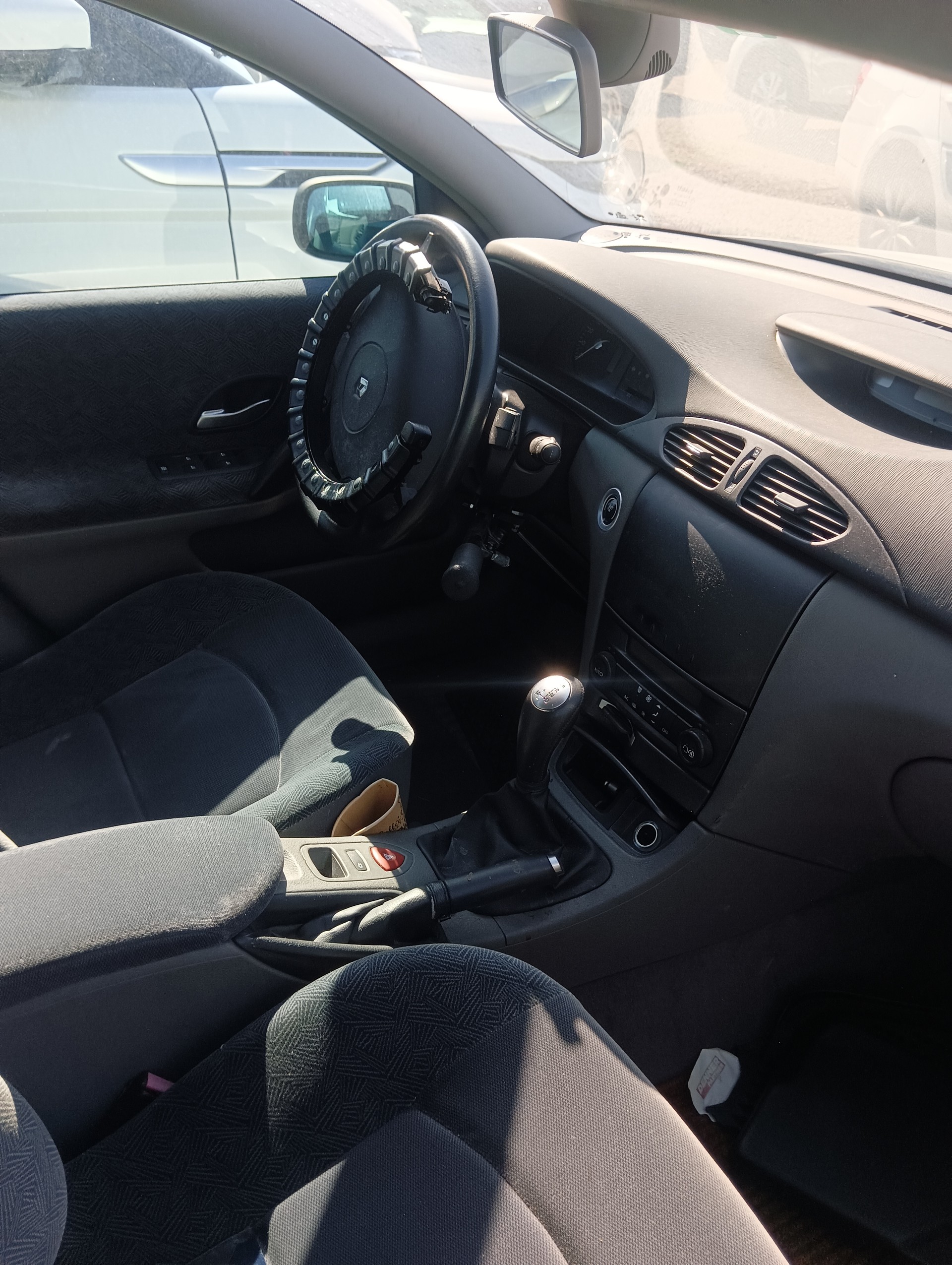RENAULT Laguna Grandtour 3.0 V6 24V Initiale Automatic-image-1