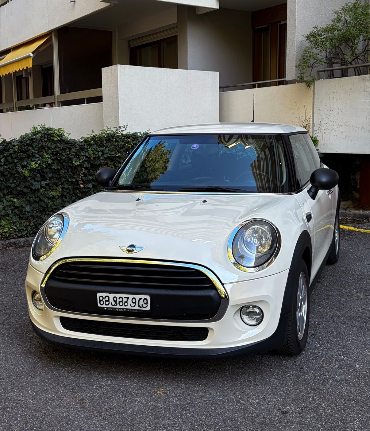 MINI 1.2i One First-image-2
