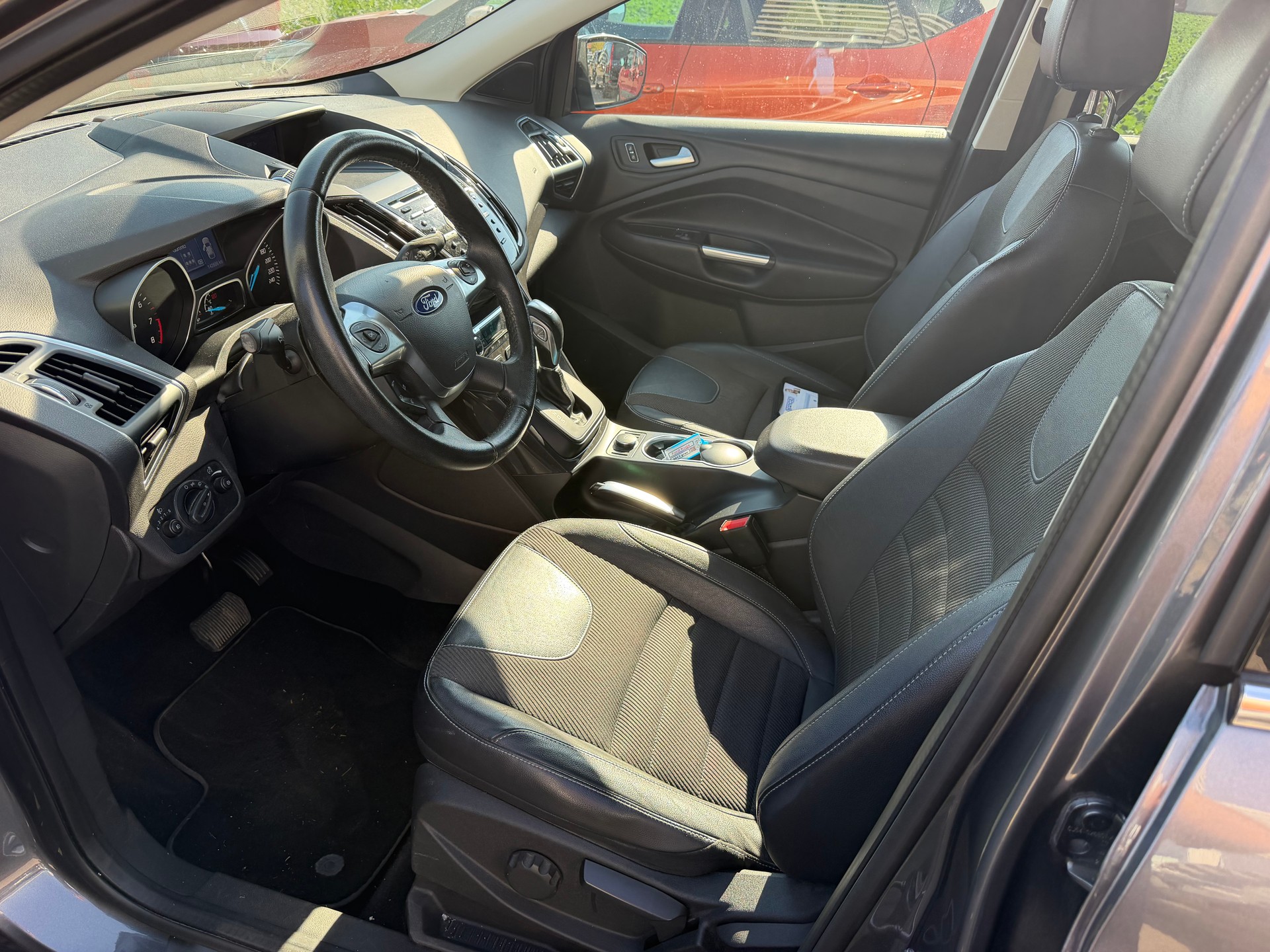 FORD Kuga 1.6 SCTi Titanium S 4WD Automatic-image-6
