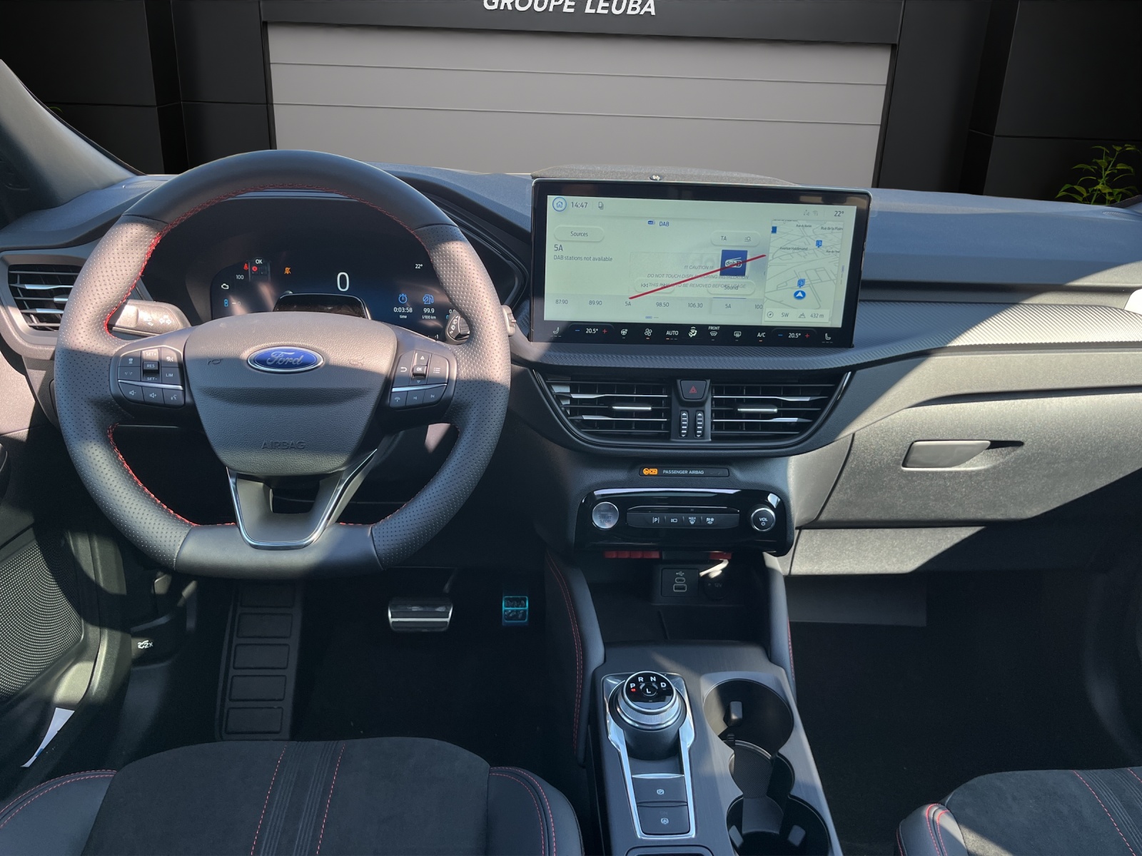 FORD Kuga 2.5 PHEV ST-Line X FWD-image-11