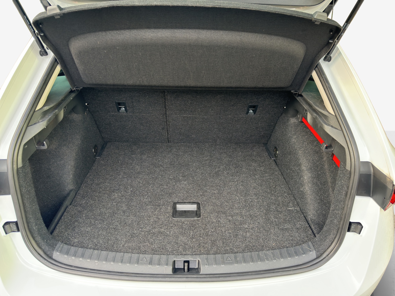 SKODA Scala 1.5 TSI ACT Tour DSG-image-12