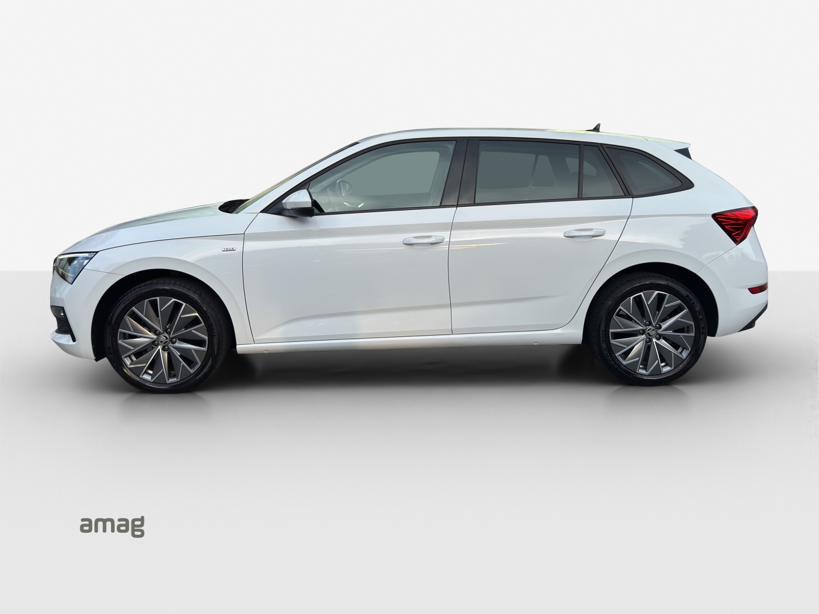 SKODA Scala 1.5 TSI ACT Tour DSG-showroom-element-1