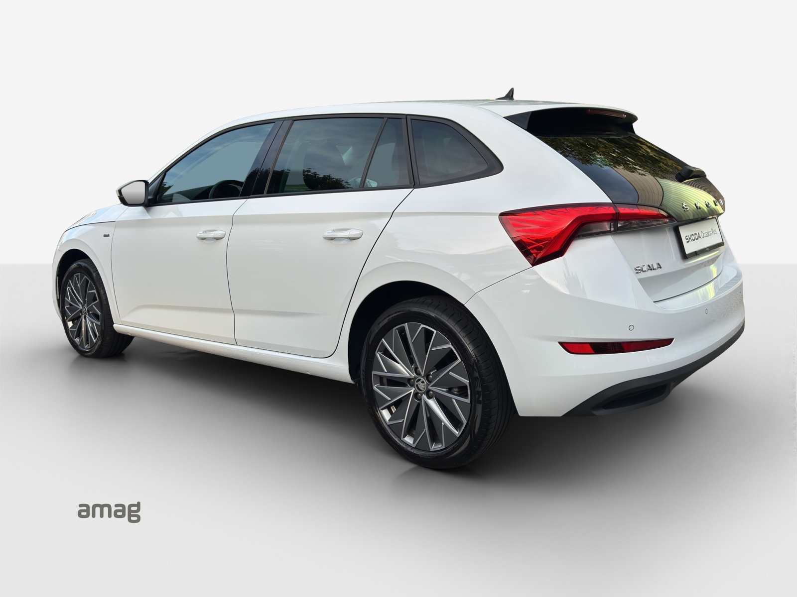 SKODA Scala 1.5 TSI ACT Tour DSG-image-2