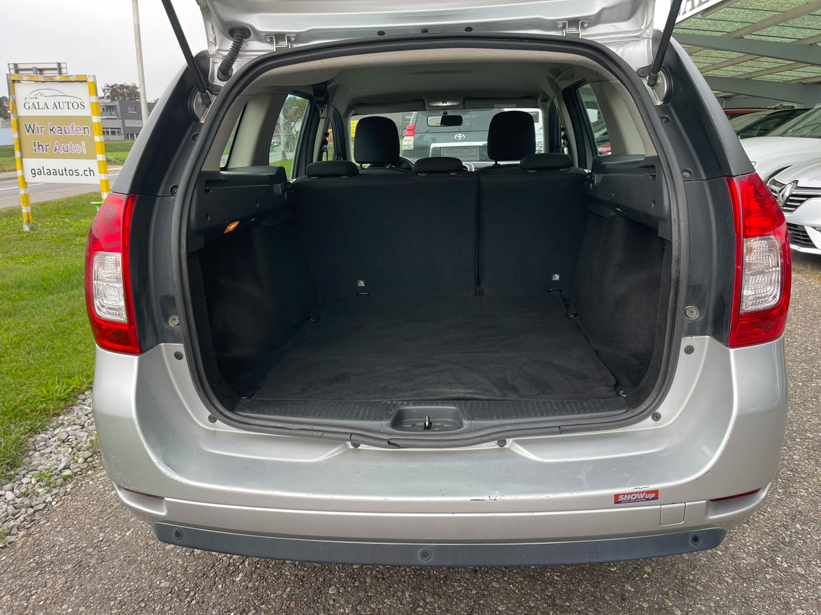 DACIA Logan MCV 0.9 Essential Automatic-image-11