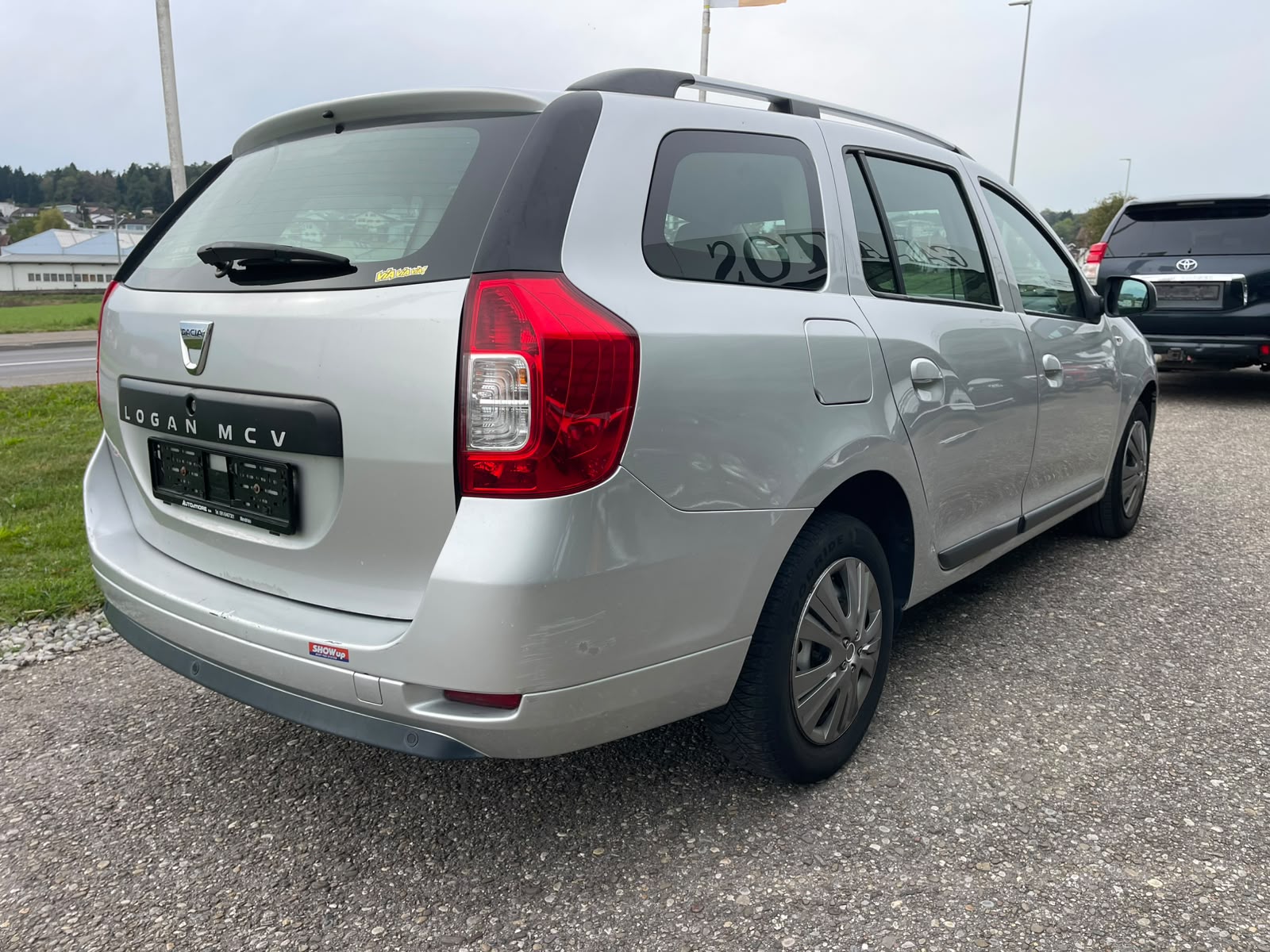 DACIA Logan MCV 0.9 Essential Automatic-image-3