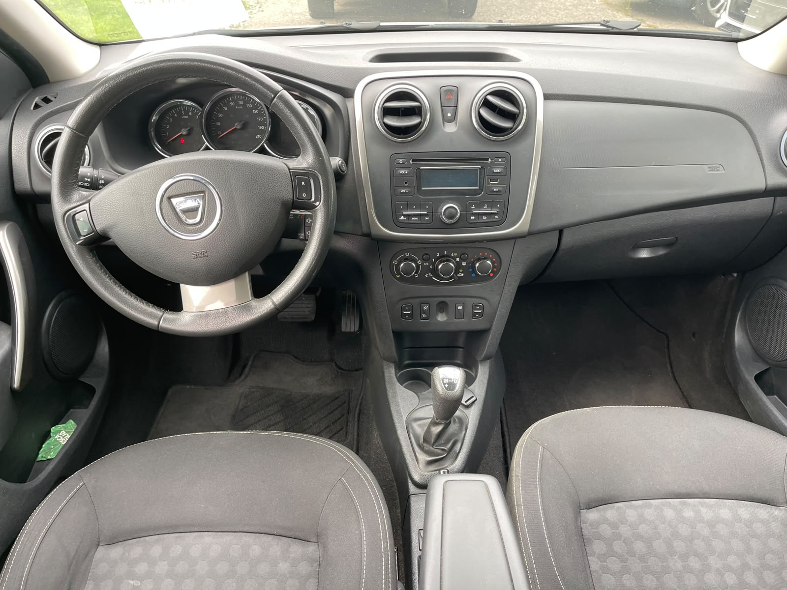 DACIA Logan MCV 0.9 Essential Automatic-image-6