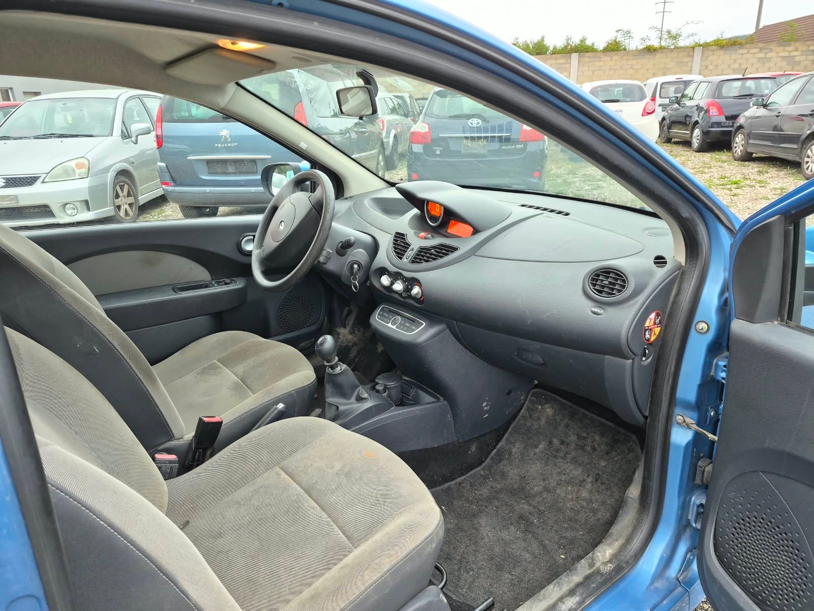 RENAULT Twingo 1.2 16V Expression-image-7