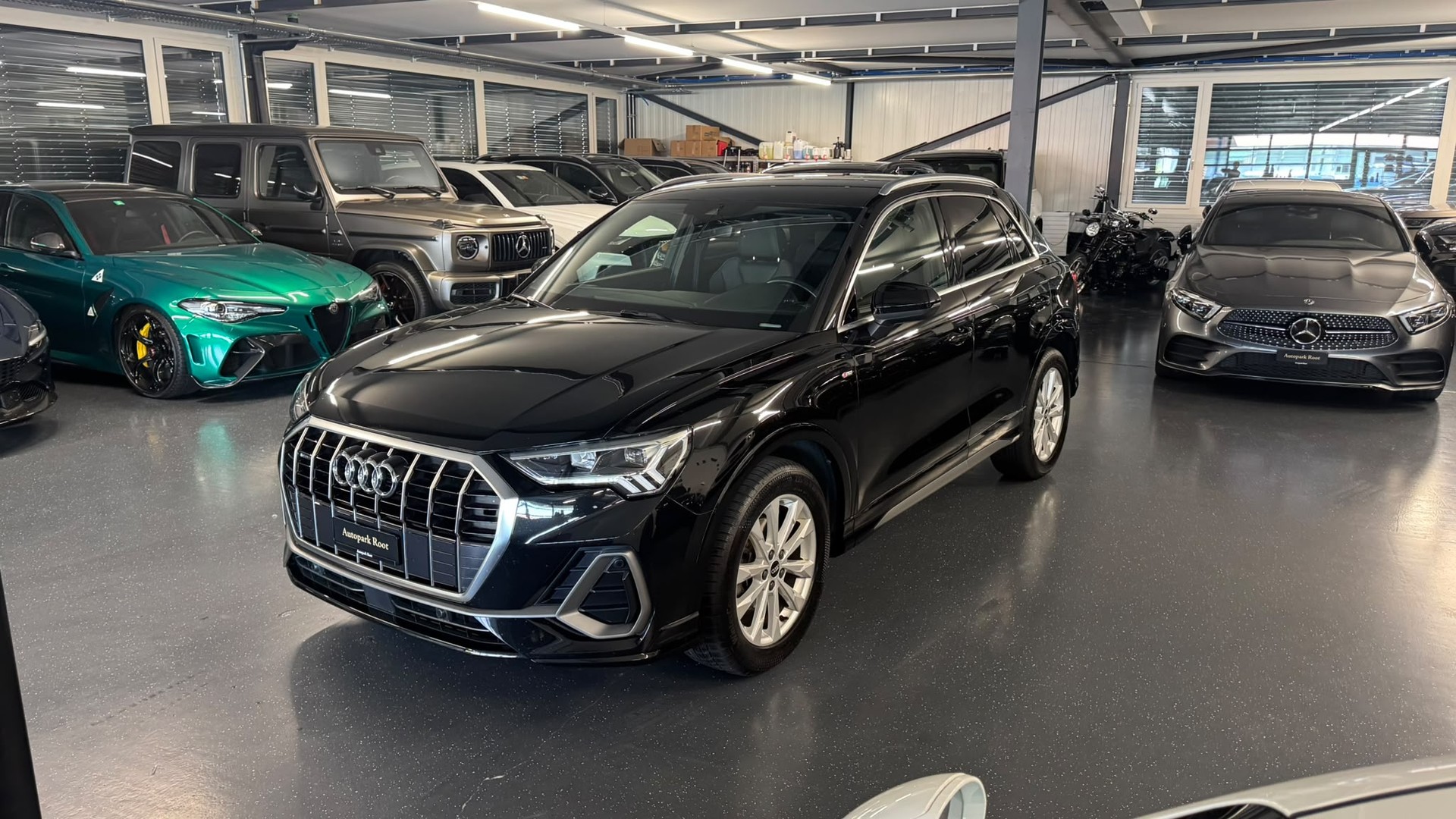 AUDI Q3 35 TDI S line Attraction quattro S-tronic-image-10