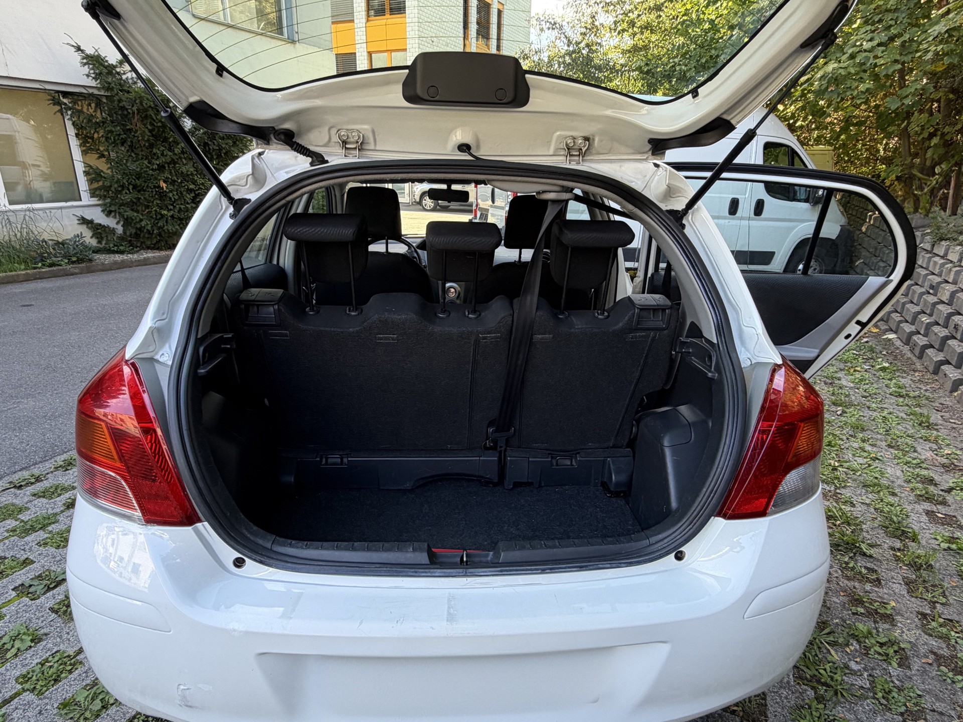 TOYOTA 1.33 VVT-i Linea Sol-image-5