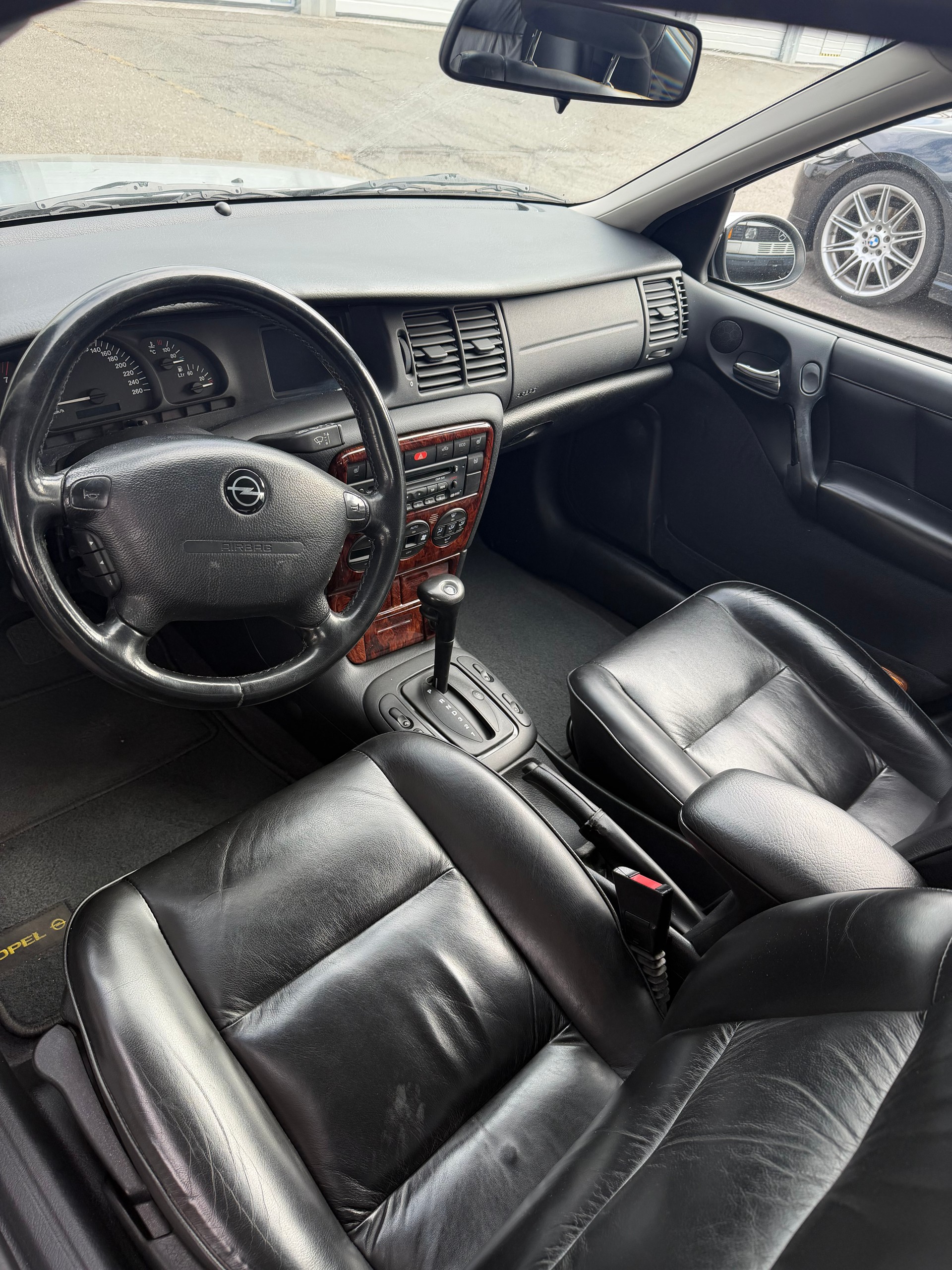 OPEL Vectra 2.5i V6 Elegance-image-2